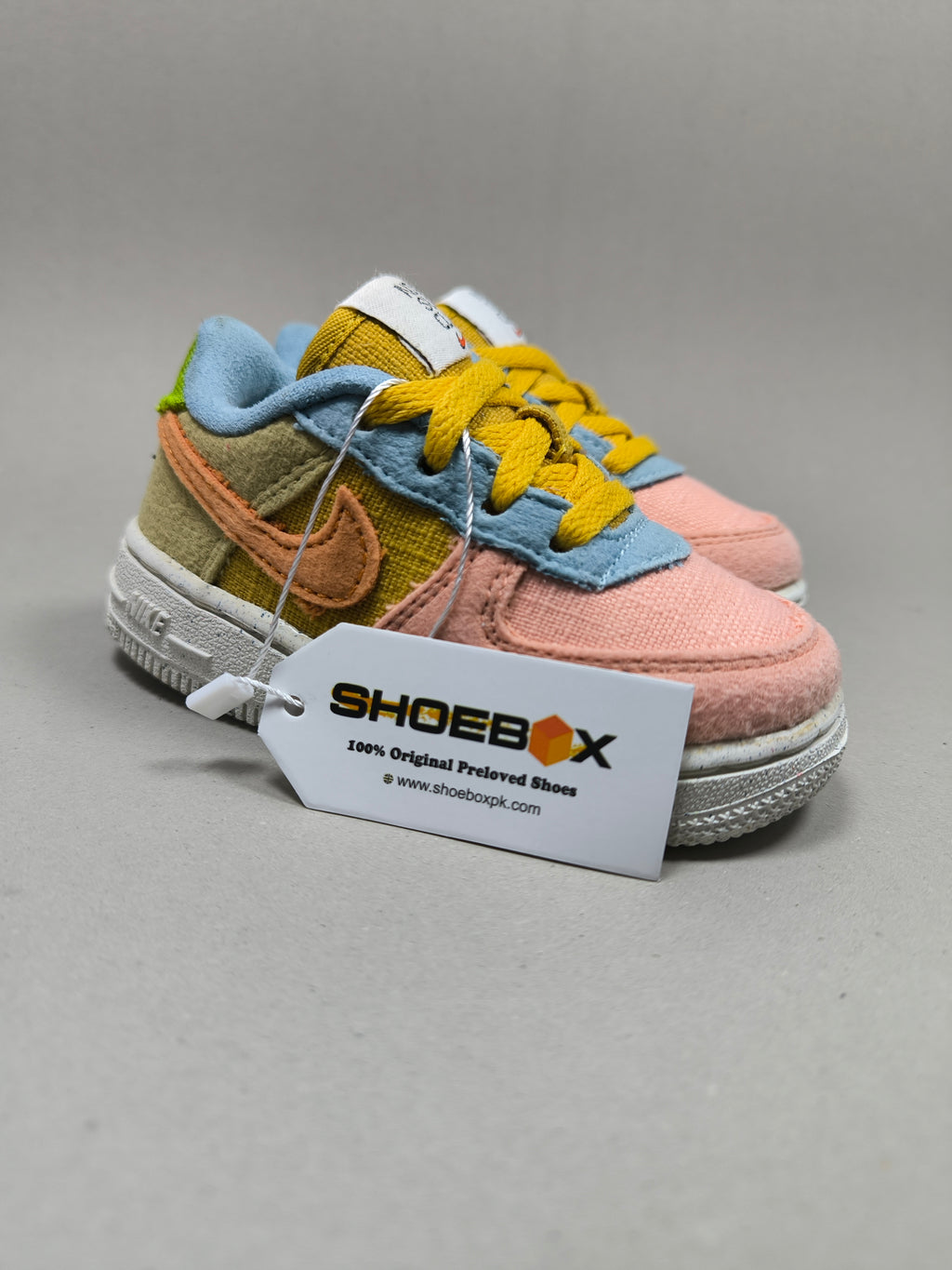 Nike Air Force 1 . Size : EUR  22 | Premium