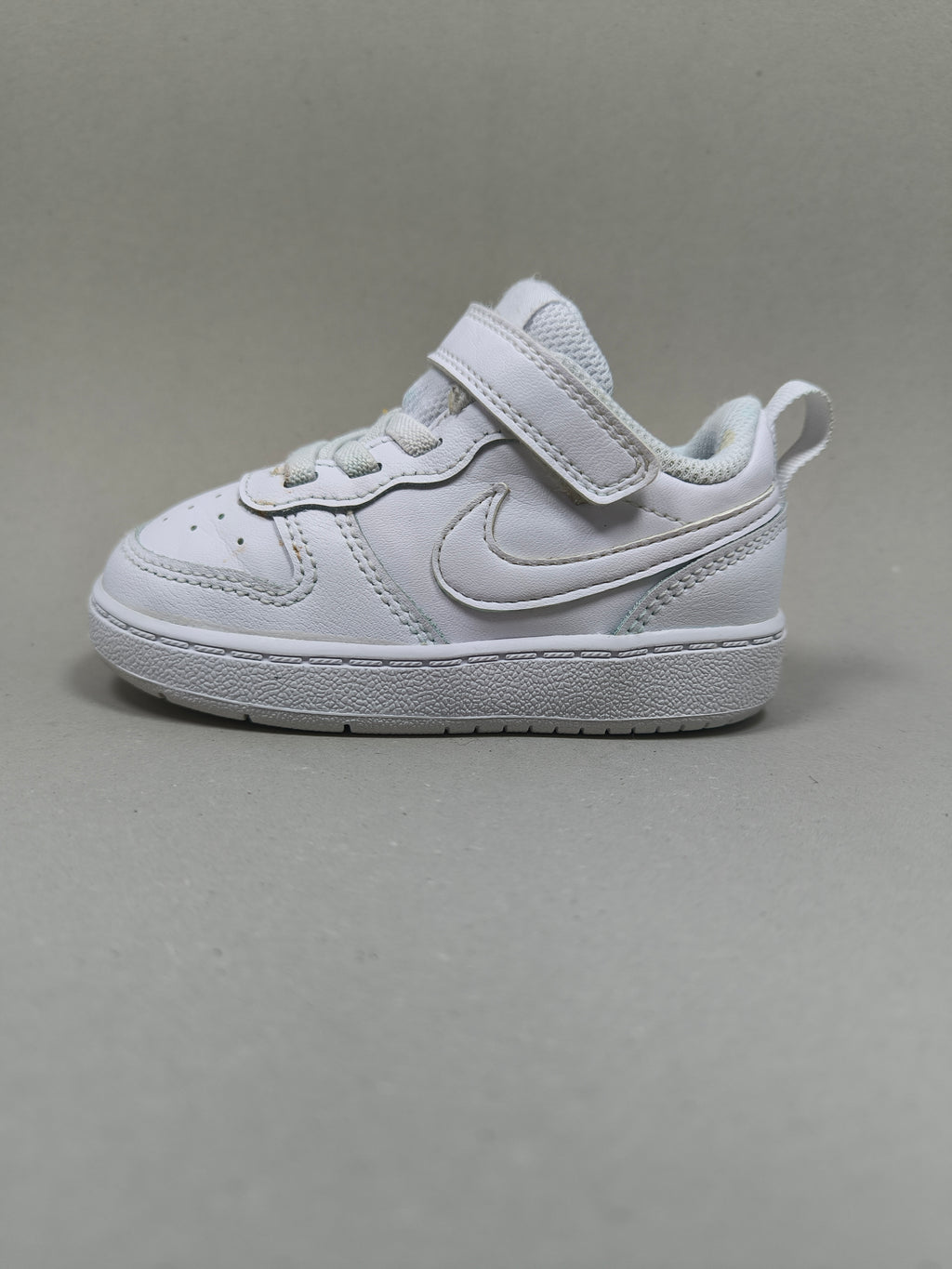 Nike Court Borough . Size : EUR  22 | Premium