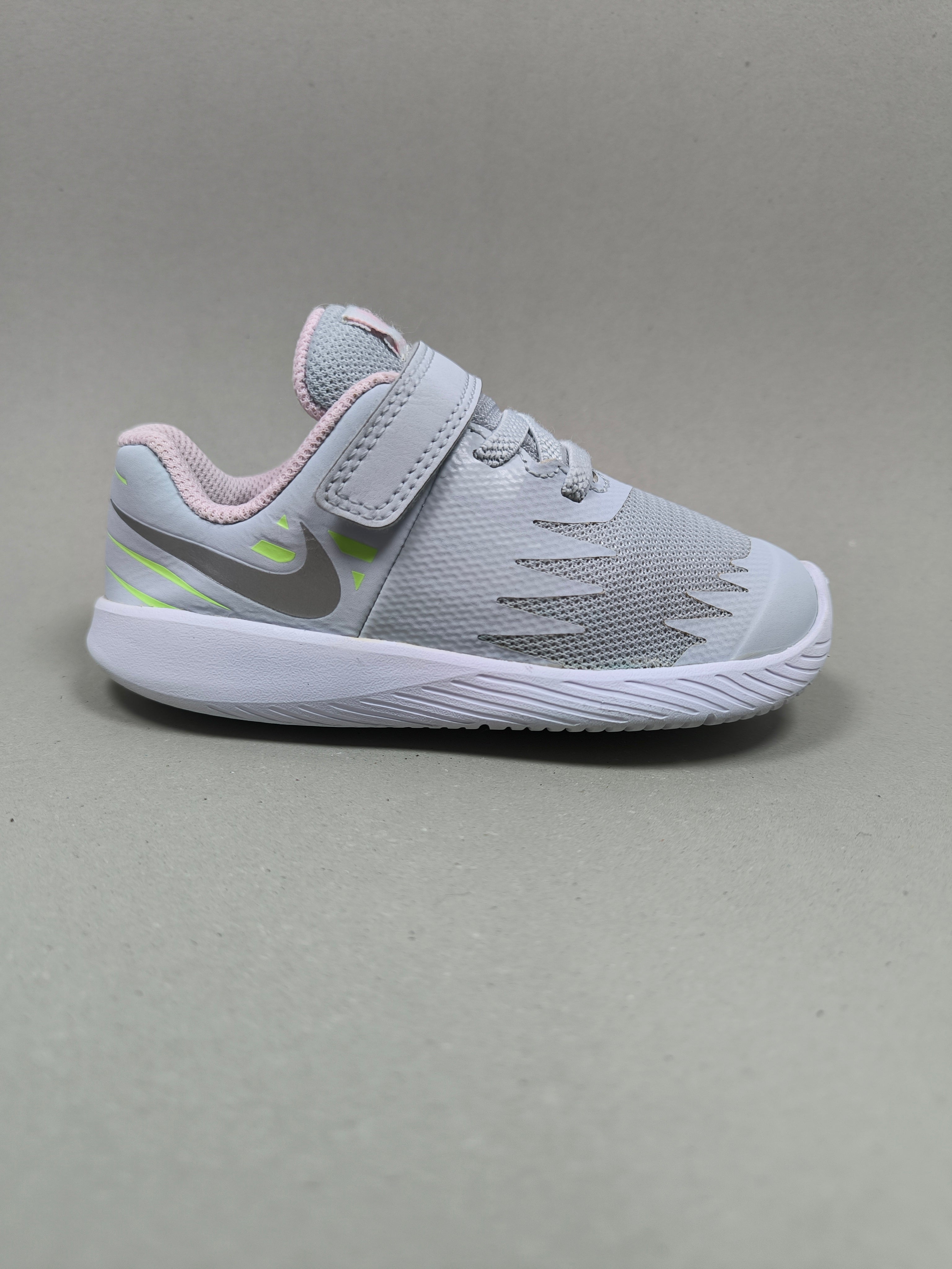 Nike Star Runner . Size : EUR  25 | Excellent+