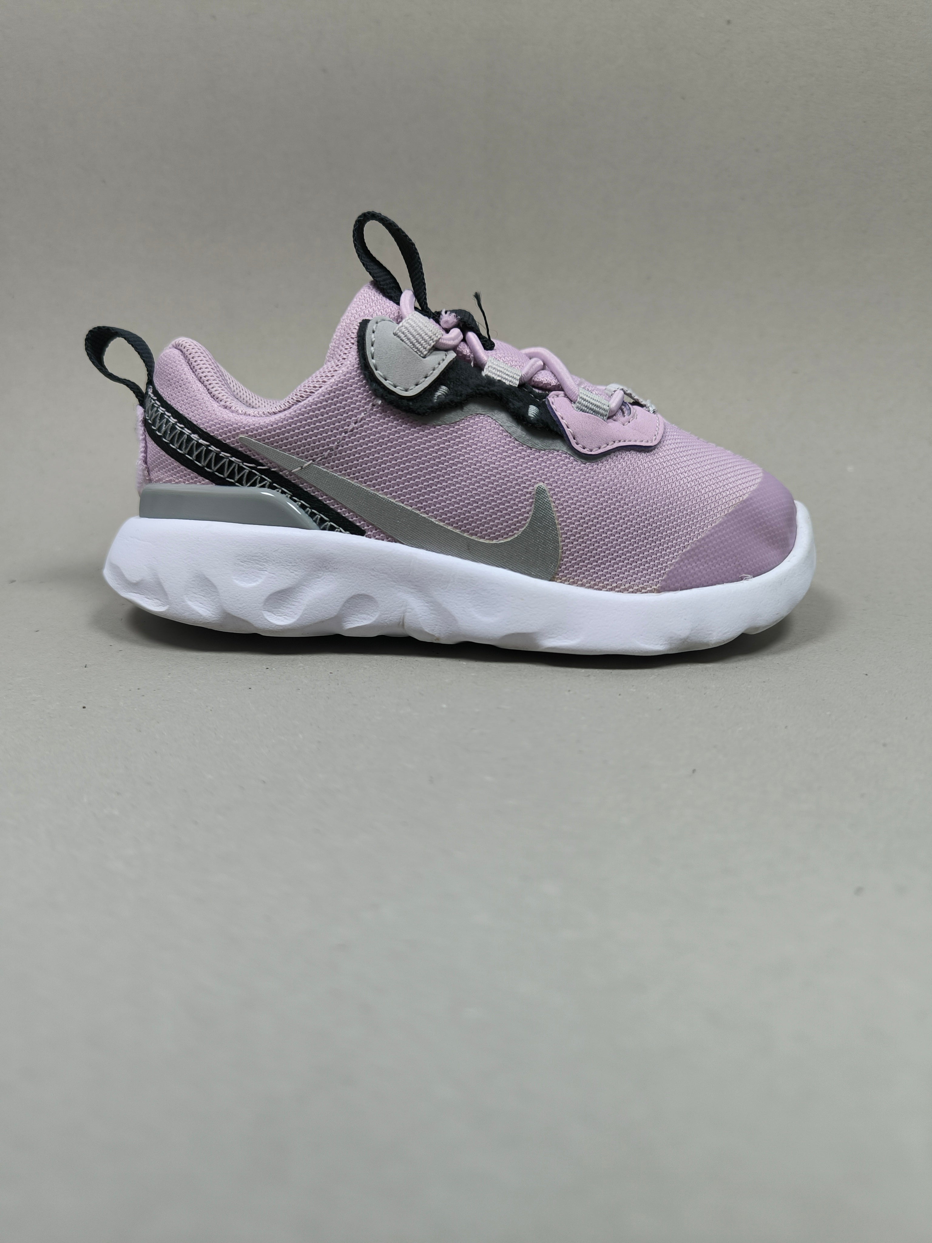 Nike Element 55 . Size : EUR  25 | Premium
