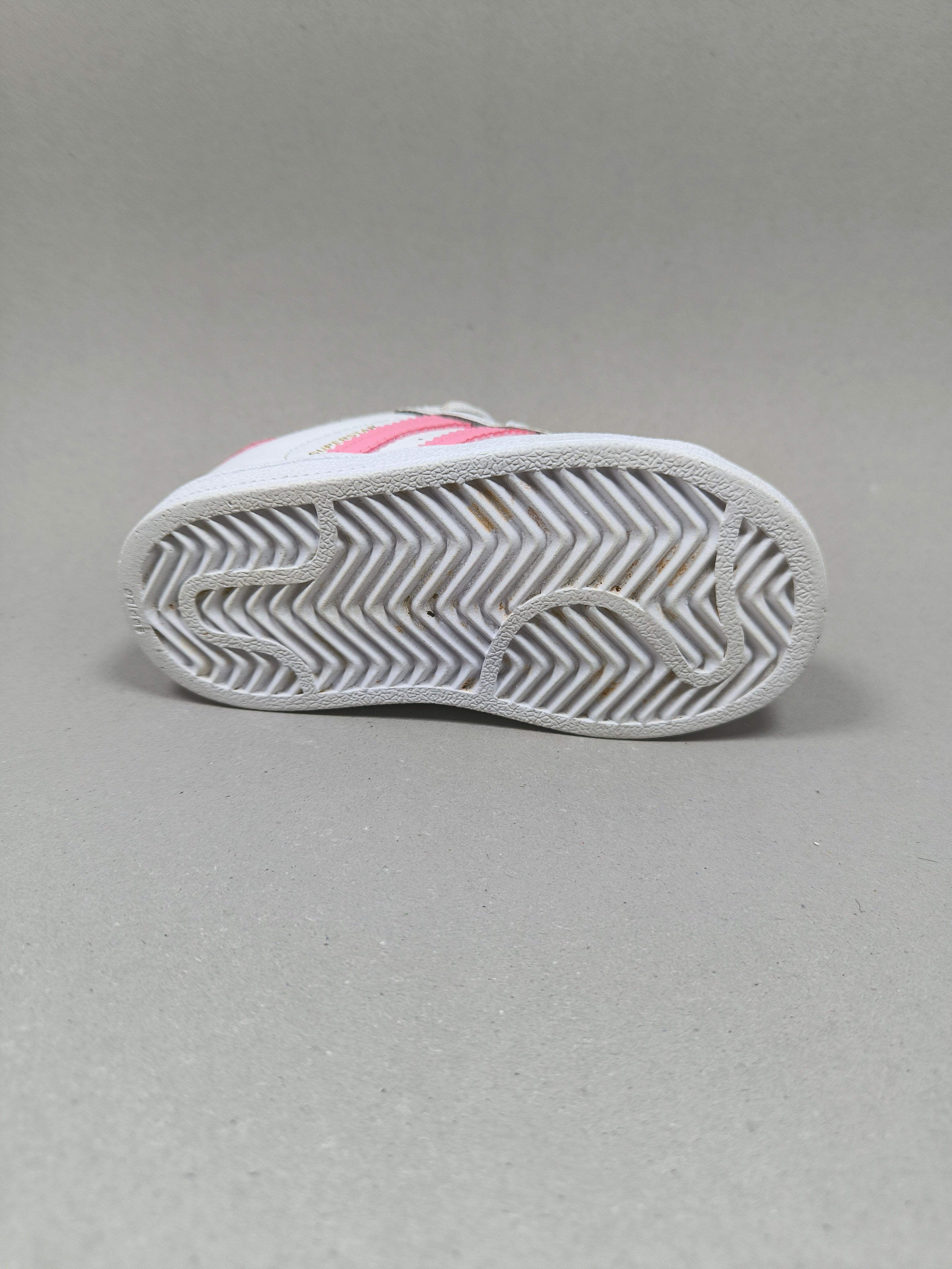 Adidas Super Star . Size : EUR  22 | Premium
