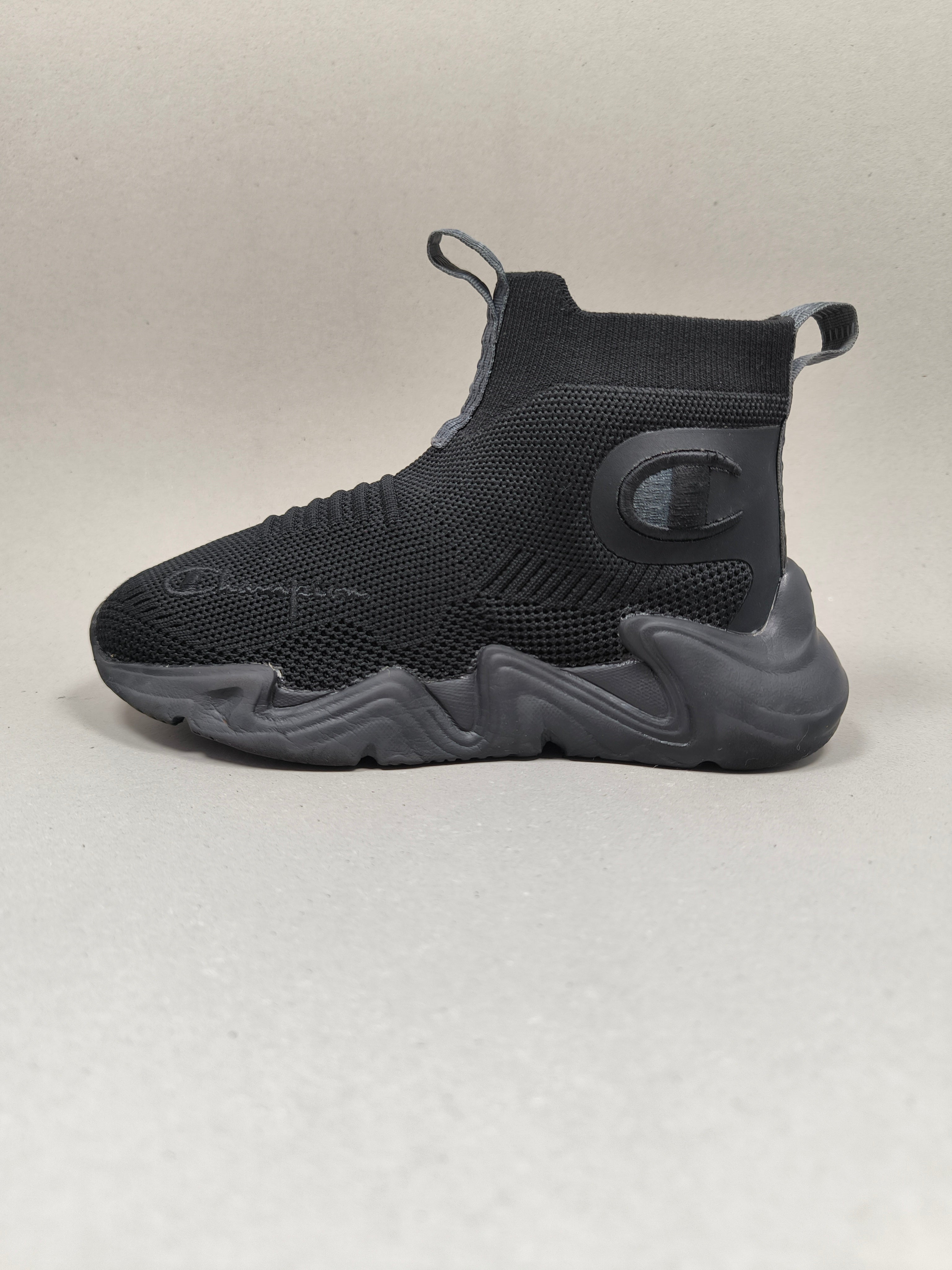 Champion Hyper C . Size : EUR  28 | Premium