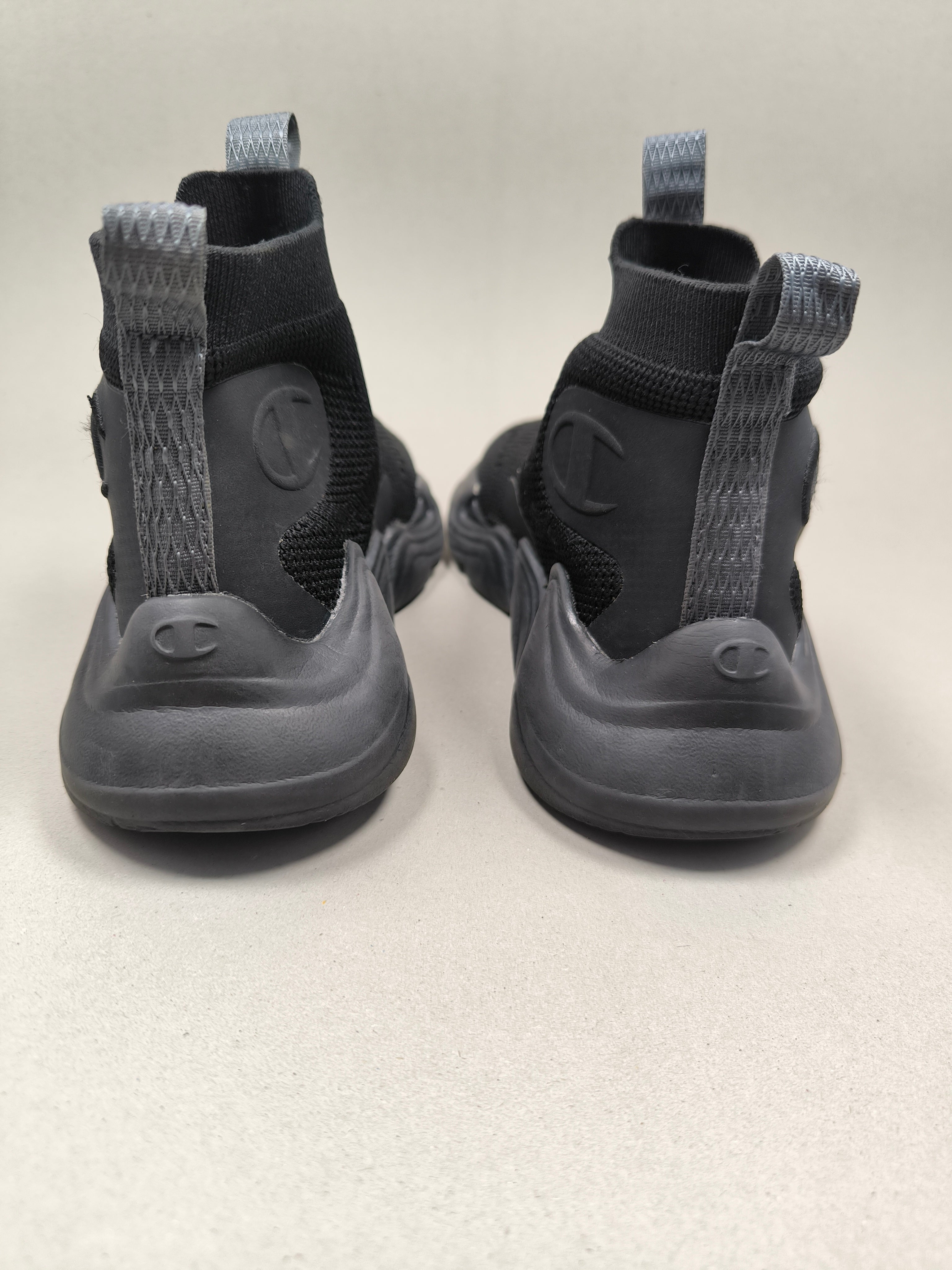 Champion Hyper C . Size : EUR  28 | Premium