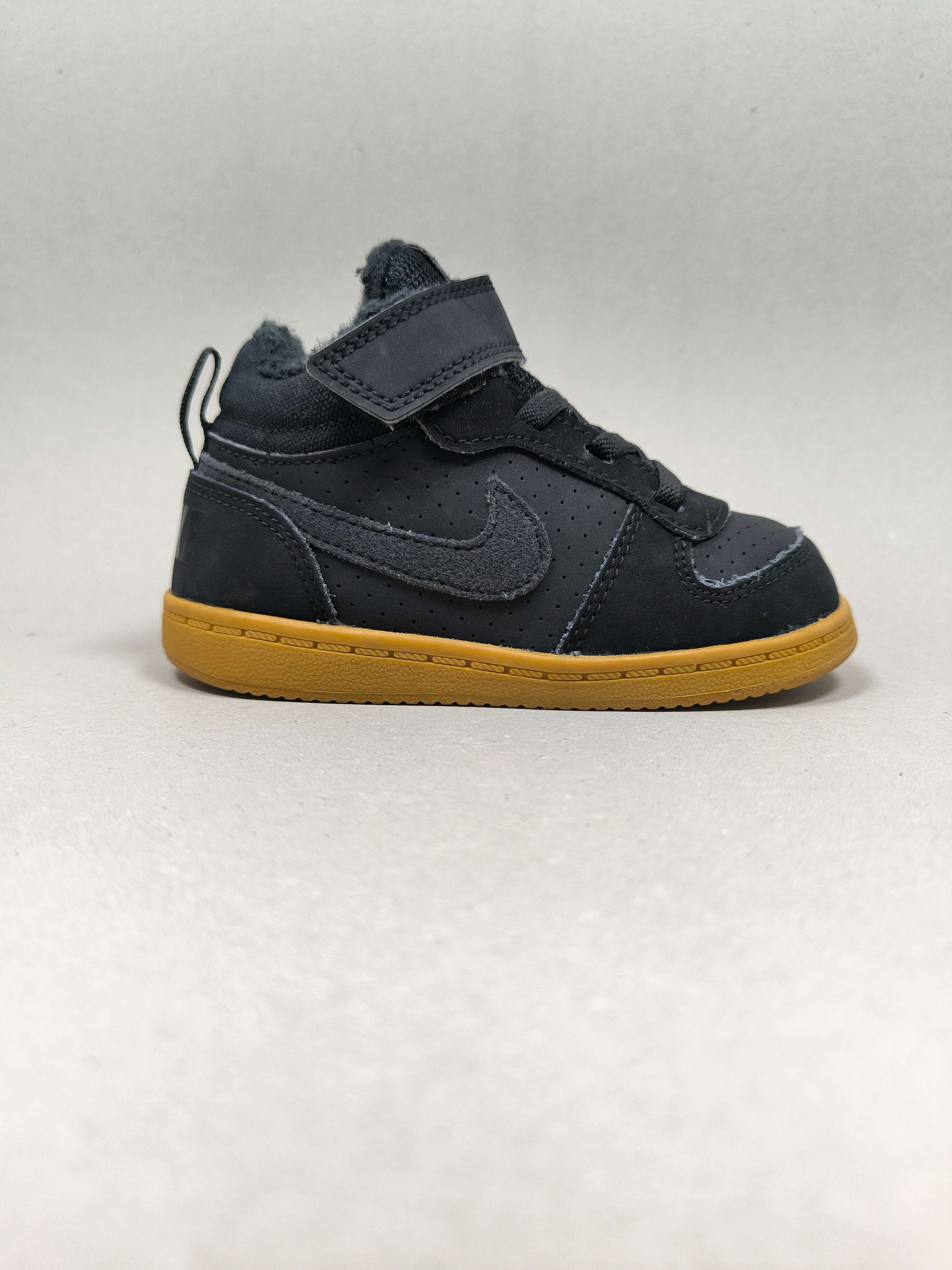 Nike Court Borough . Size : EUR  23 | Premium