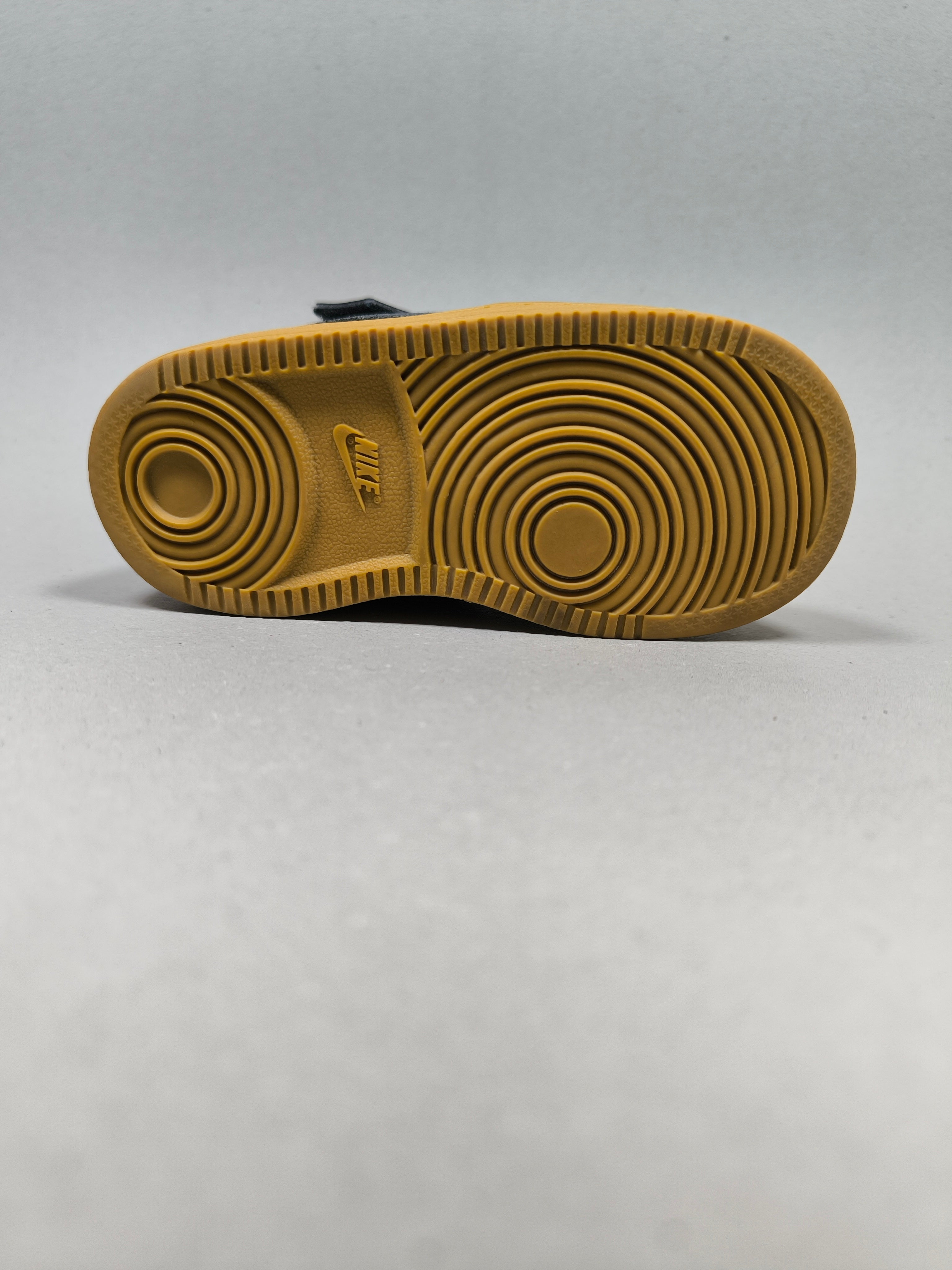 Nike Court Borough . Size : EUR  23 | Premium