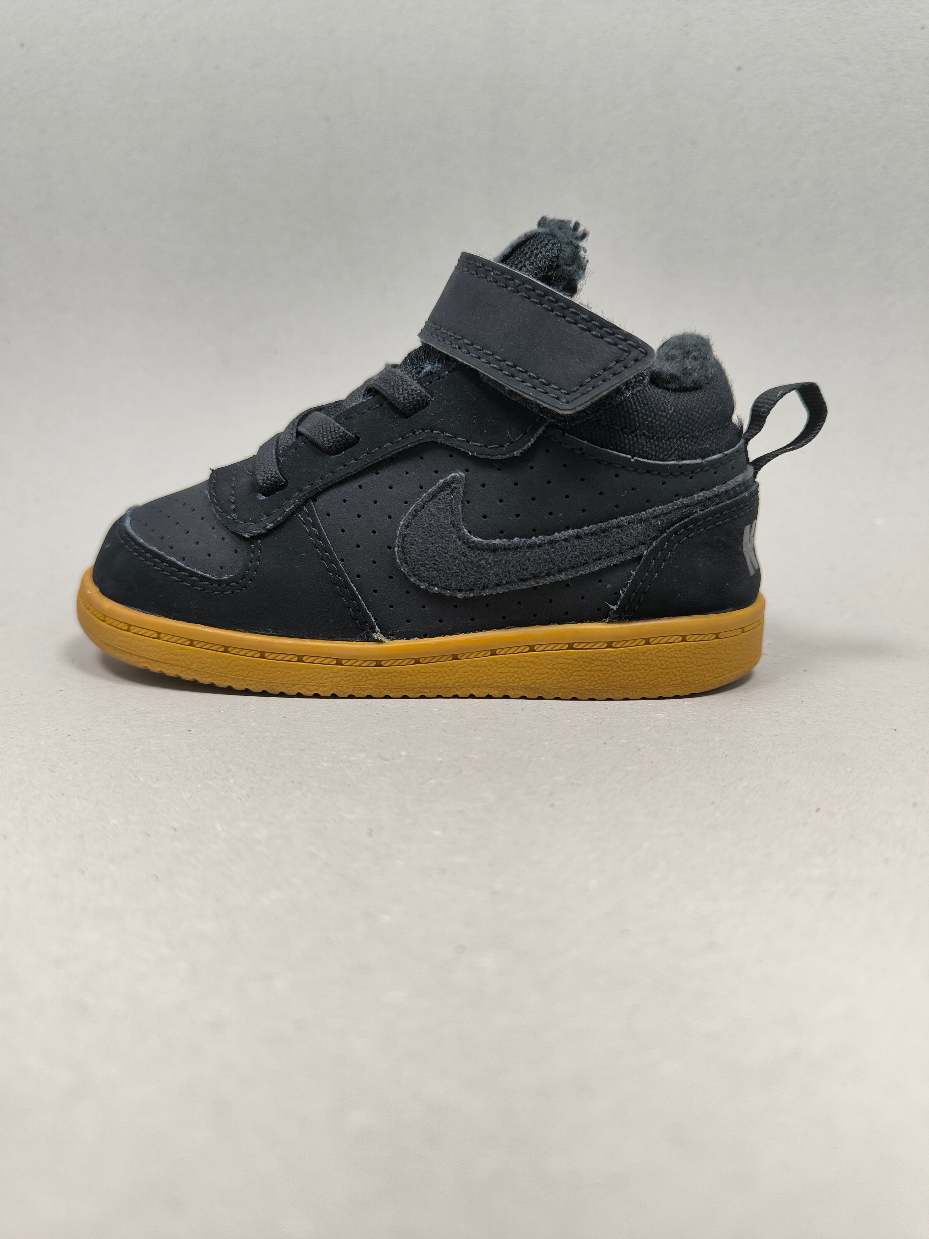 Nike Court Borough . Size : EUR  23 | Premium
