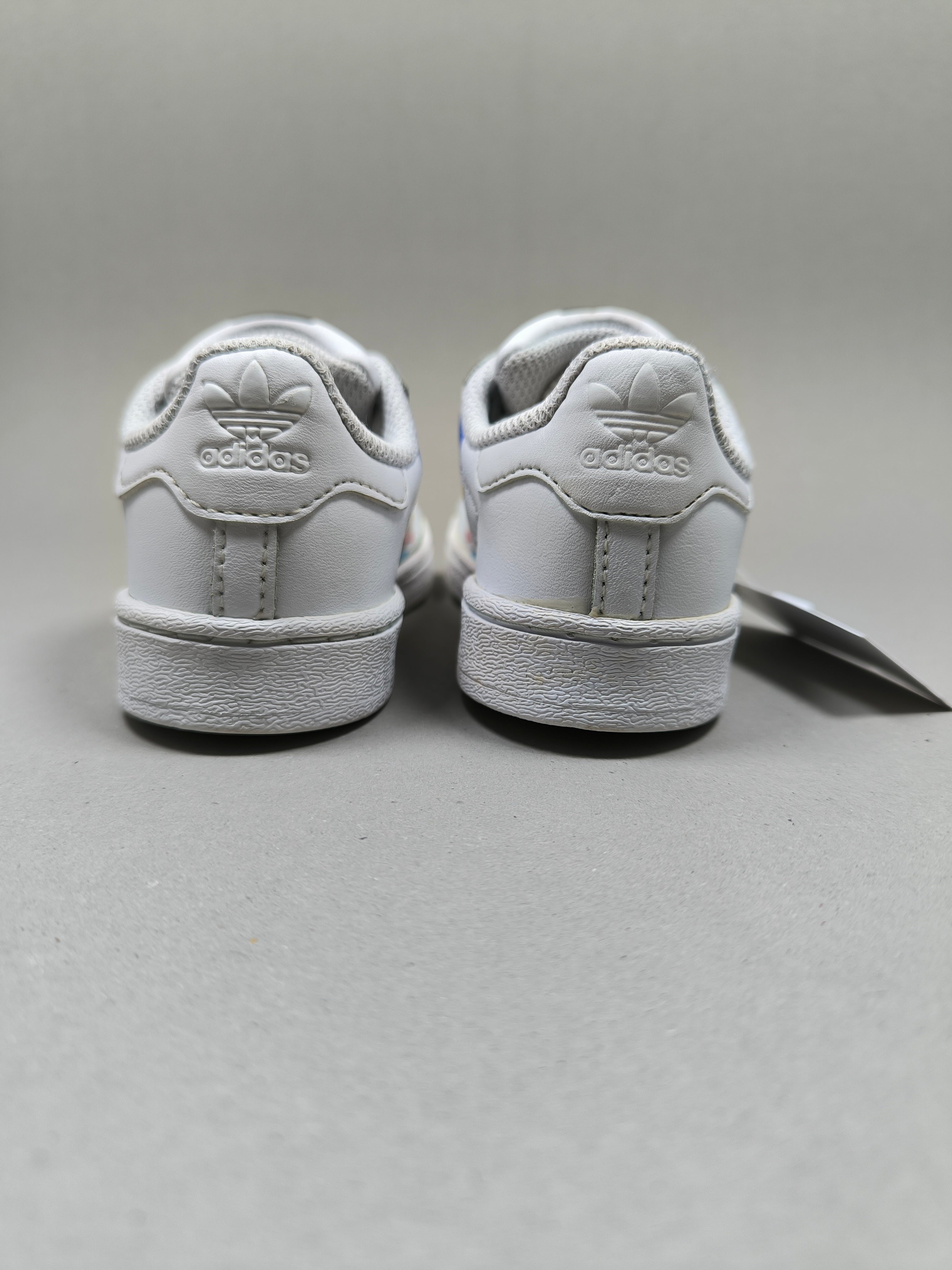 Adidas Super Star . Size : EUR  23 | Premium