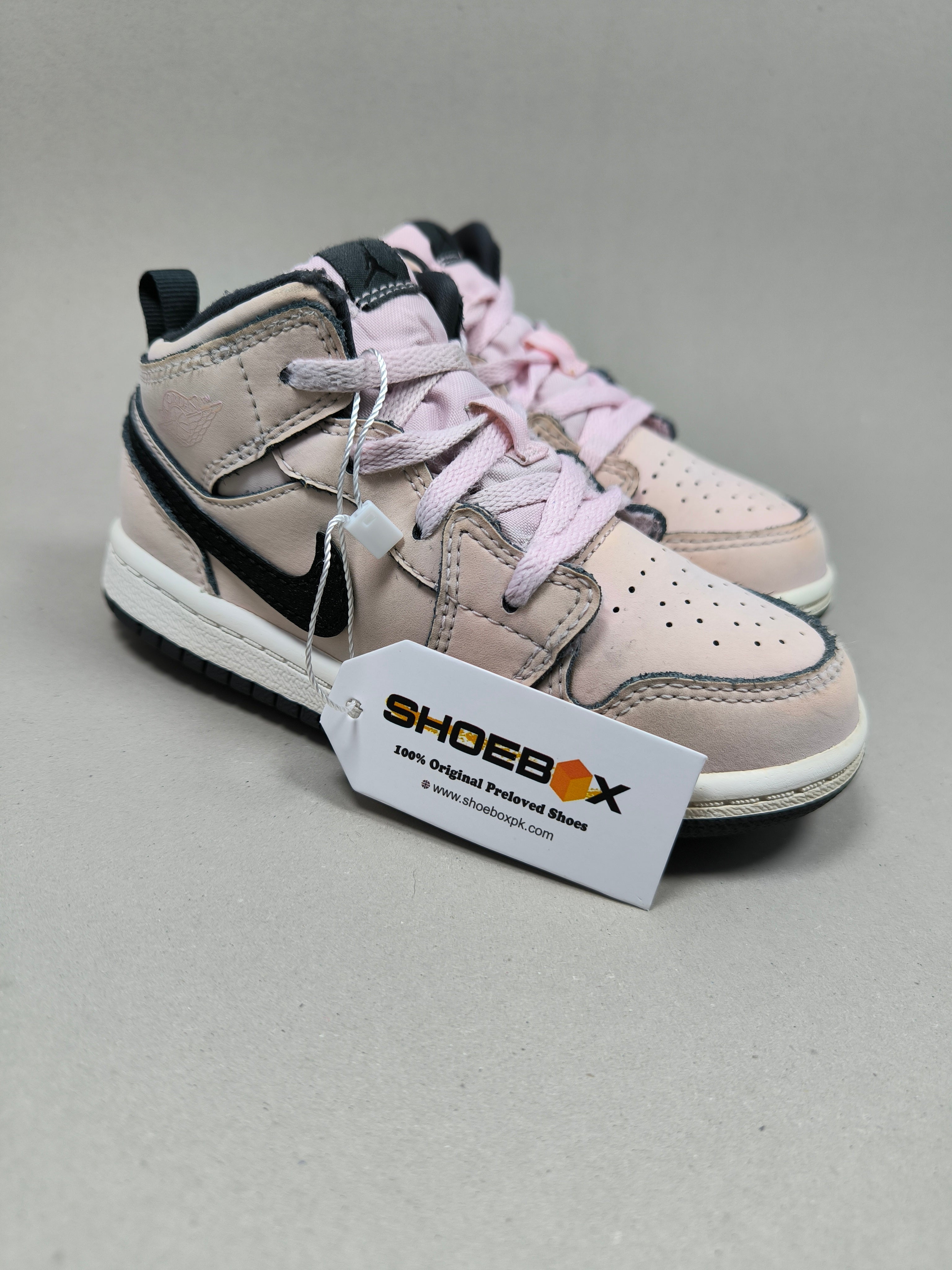 Nike Air Jordan 1 Mid . Size : EUR  26 | Excellent+