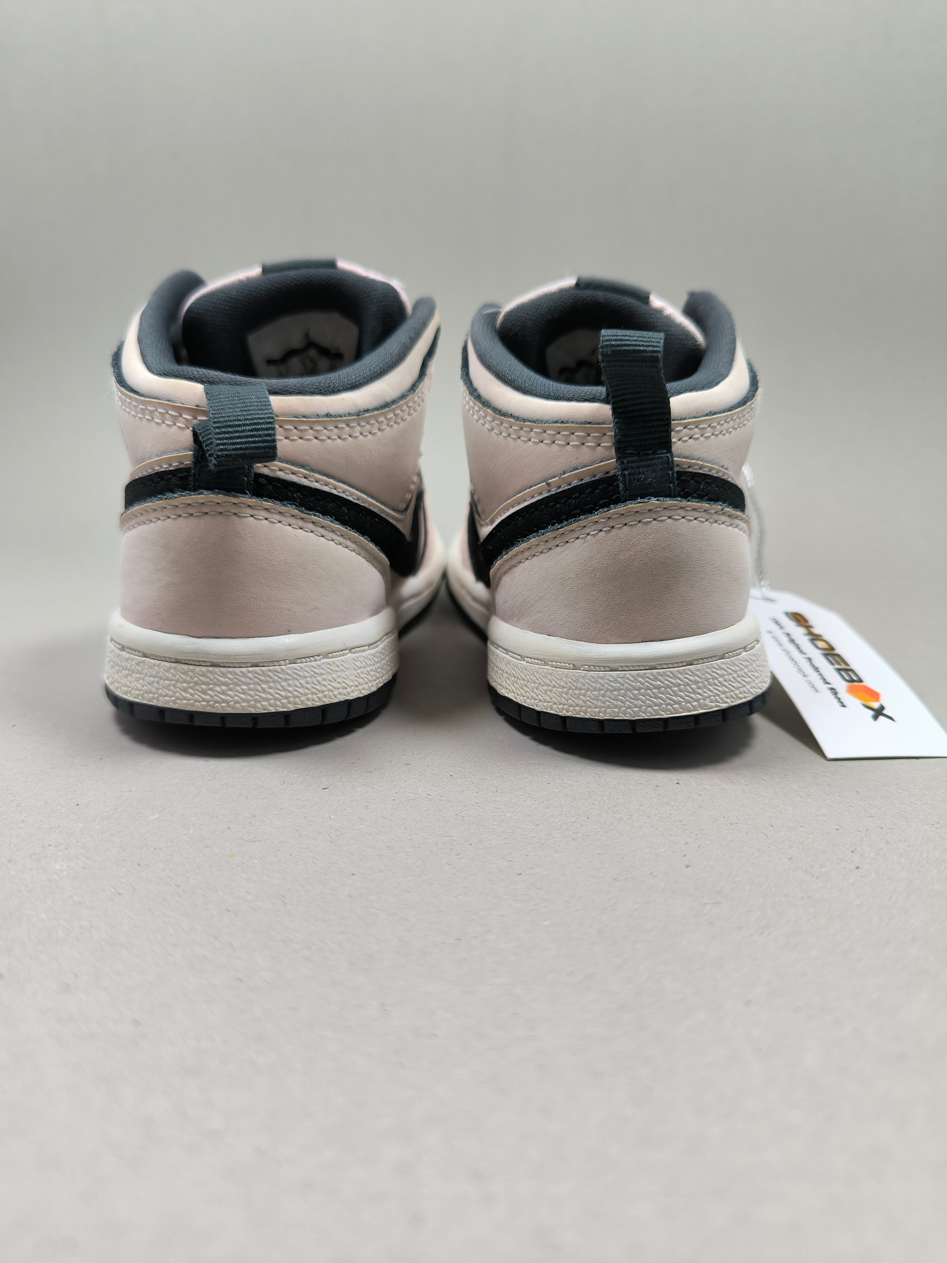 Nike Air Jordan 1 Mid . Size : EUR  26 | Excellent+