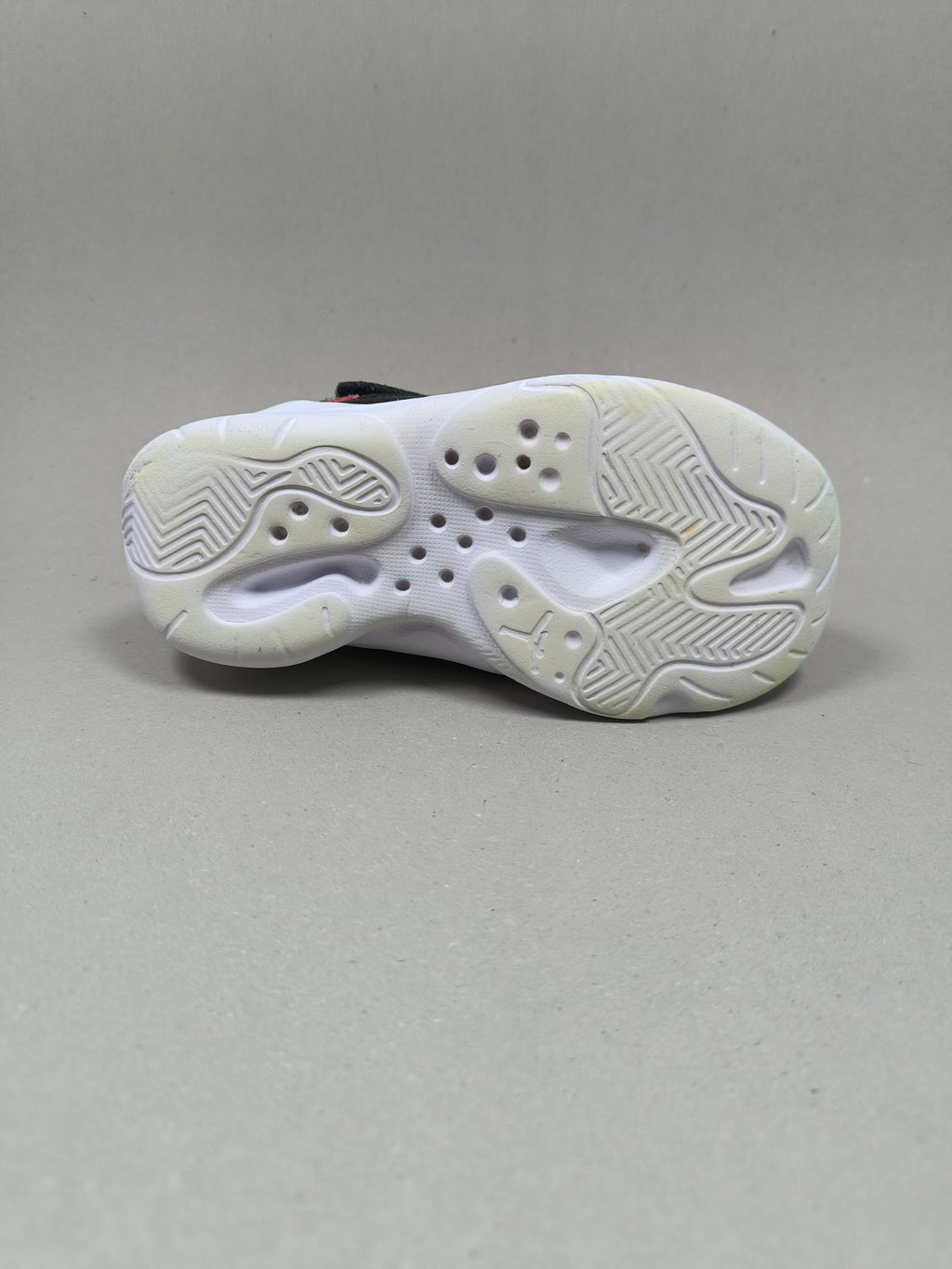 Jordan 11 CMFT . Size : EUR  26 | Excellent+