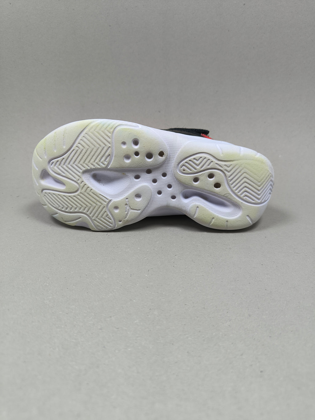 Jordan 11 CMFT . Size : EUR  26 | Excellent+