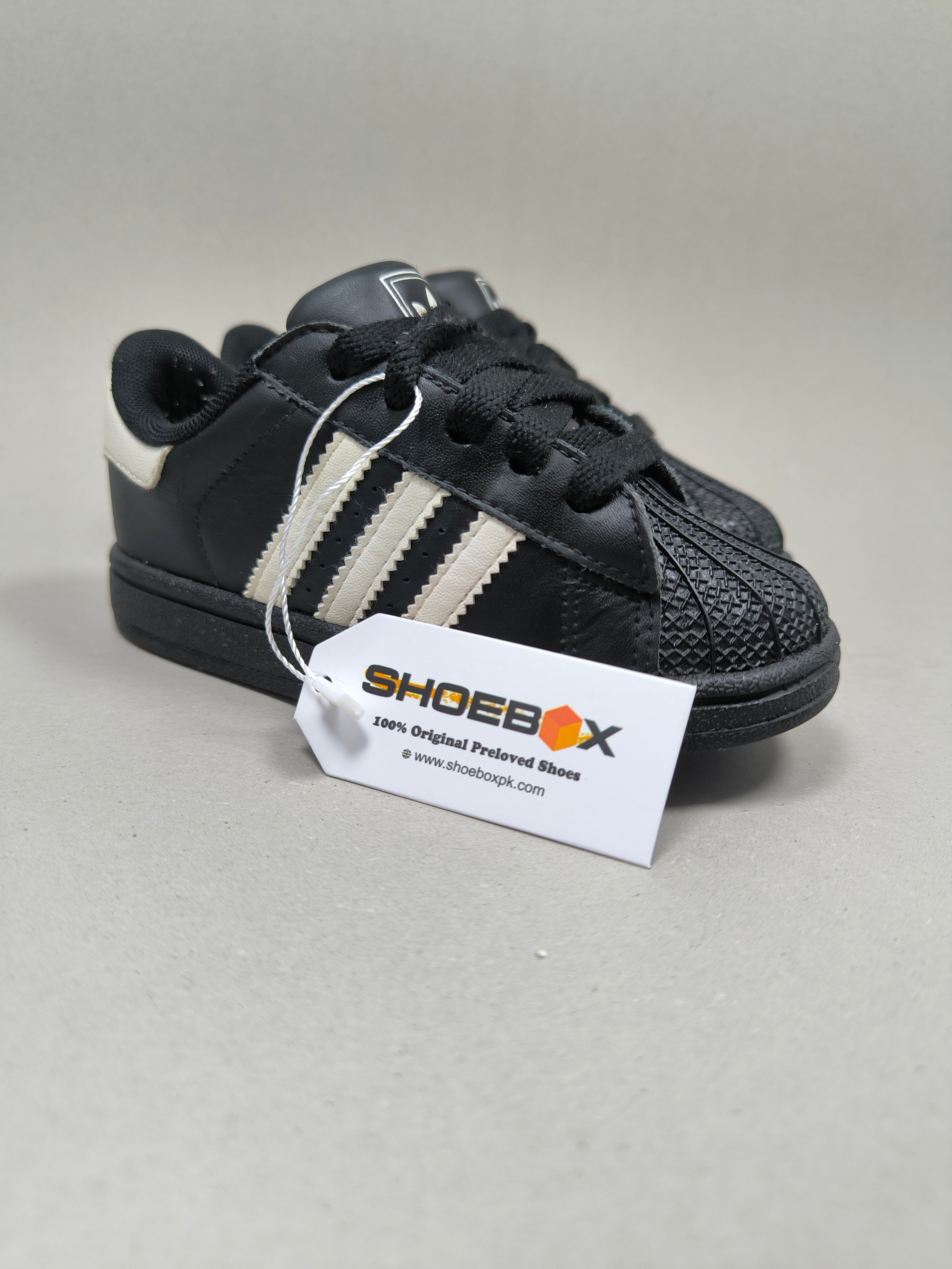 Adidas Super Star . Size : EUR  24 | Excellent+