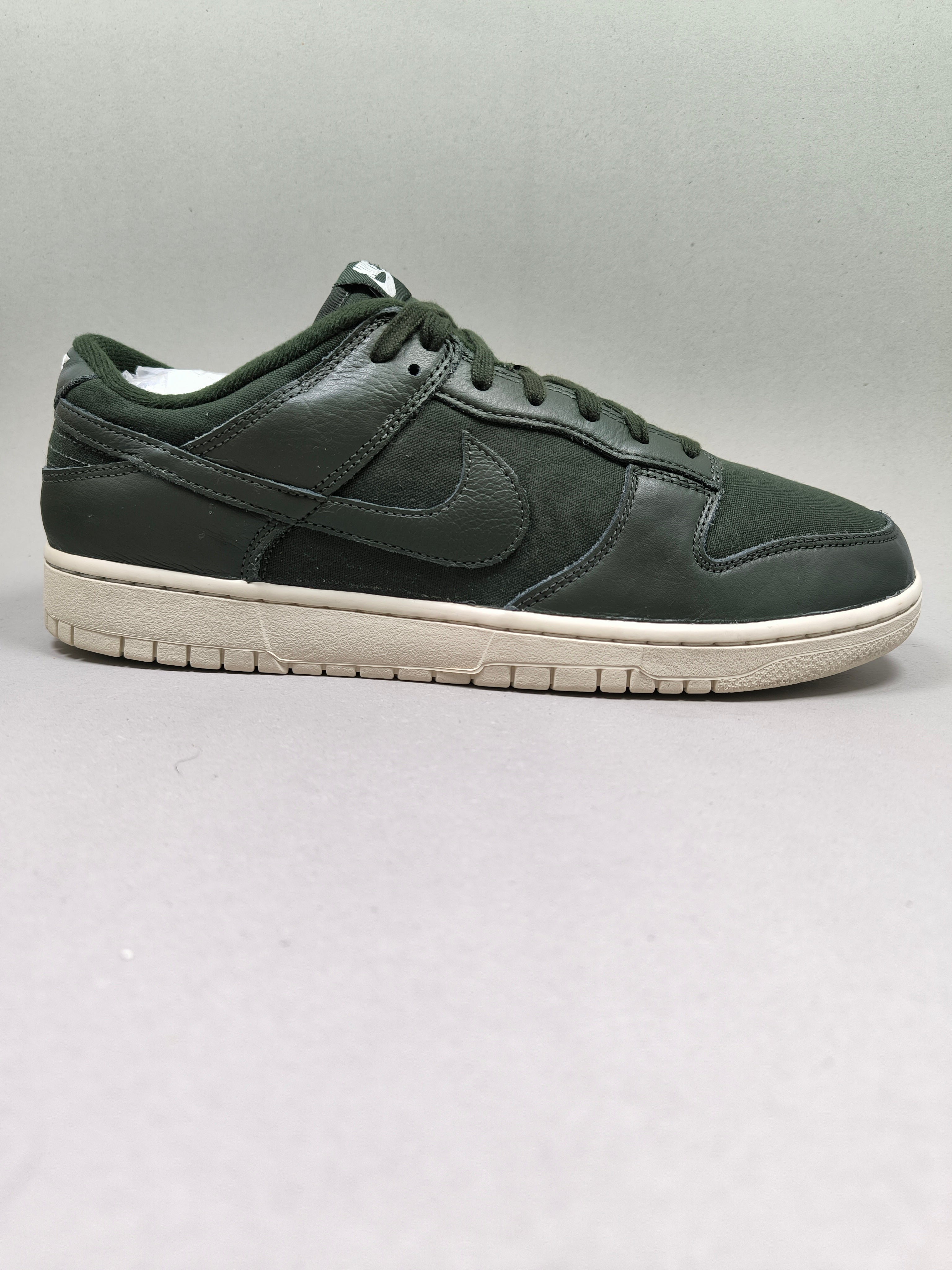 Nike Dunk Low . Size : EUR  47 | Premium