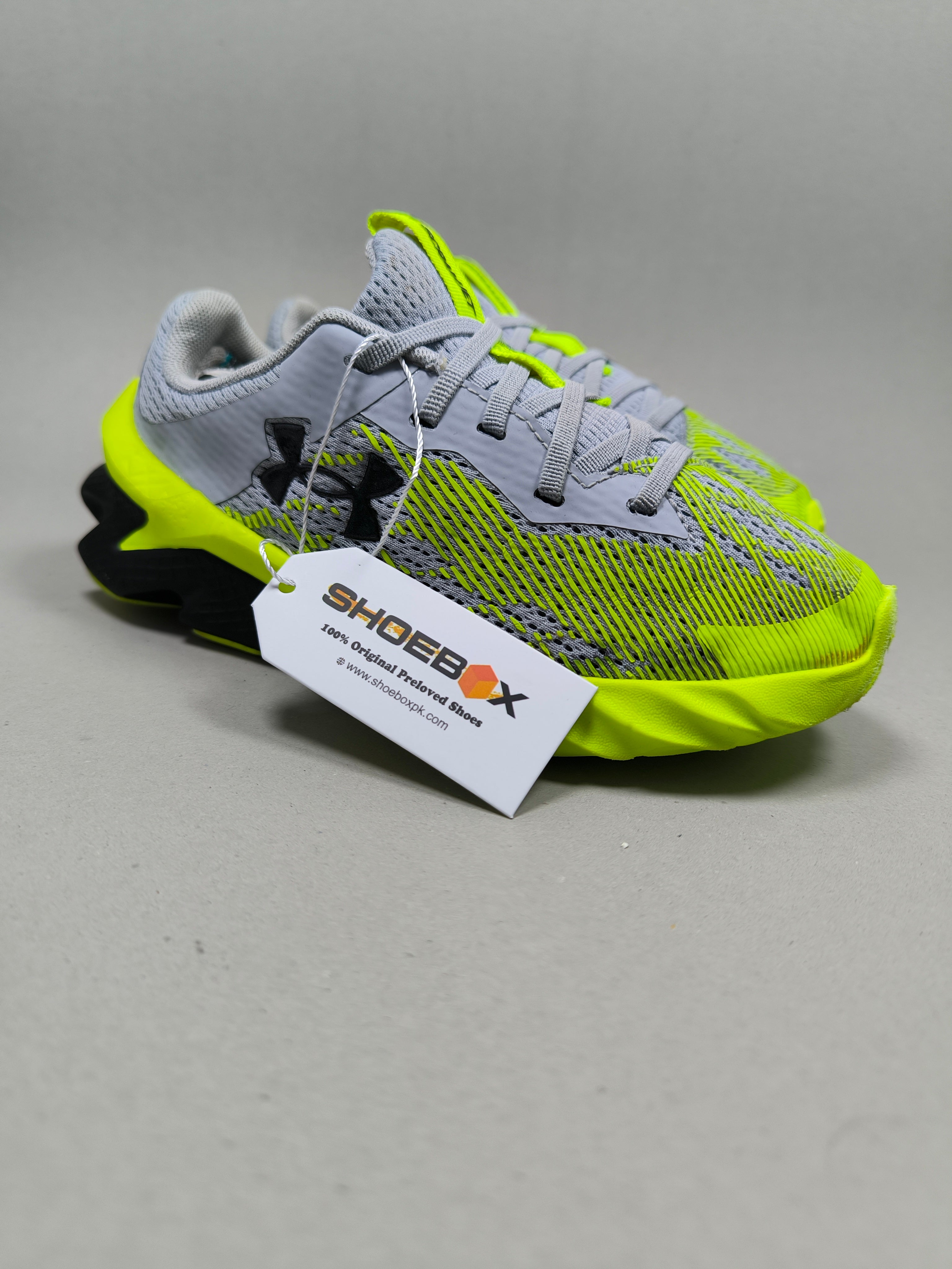 Under Armour Charged . Size : EUR  28 | Excellent+