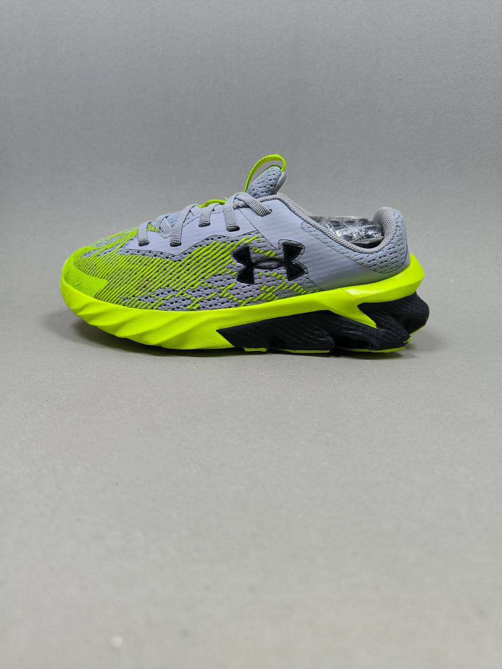 Under Armour Charged . Size : EUR  28 | Excellent+