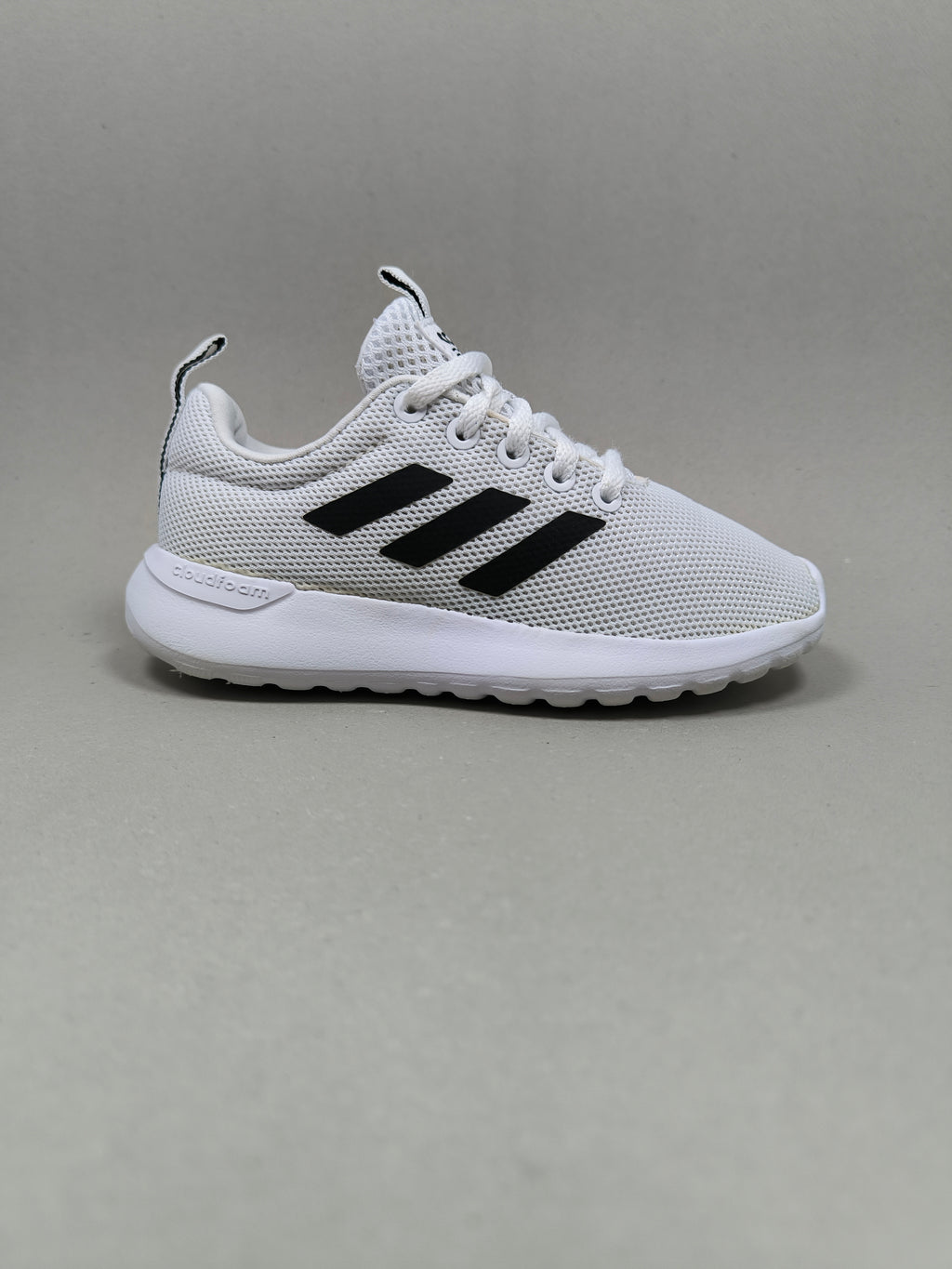Adidas Lite Racer . Size : EUR  28 | Premium
