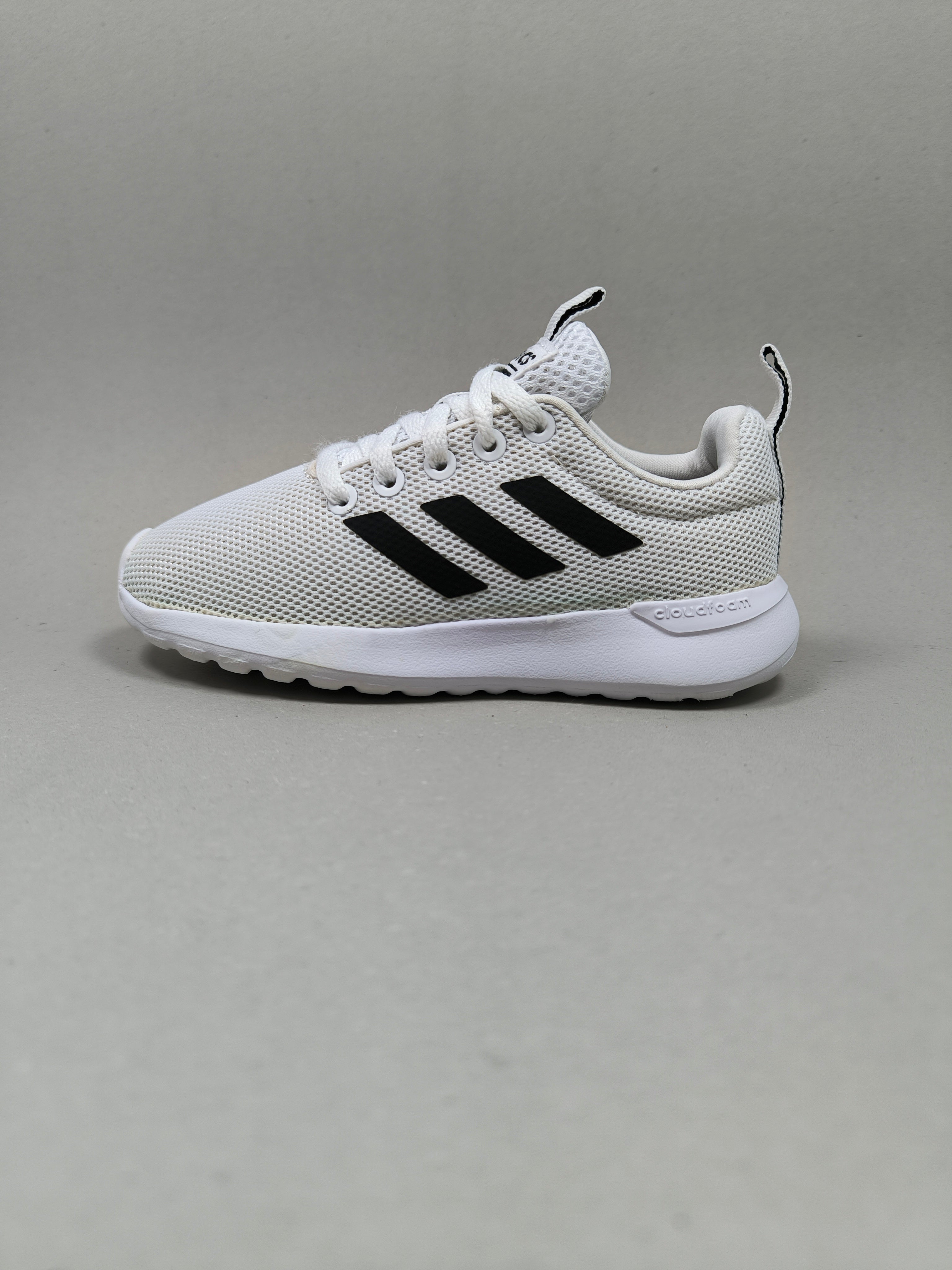 Adidas Lite Racer . Size : EUR  28 | Premium