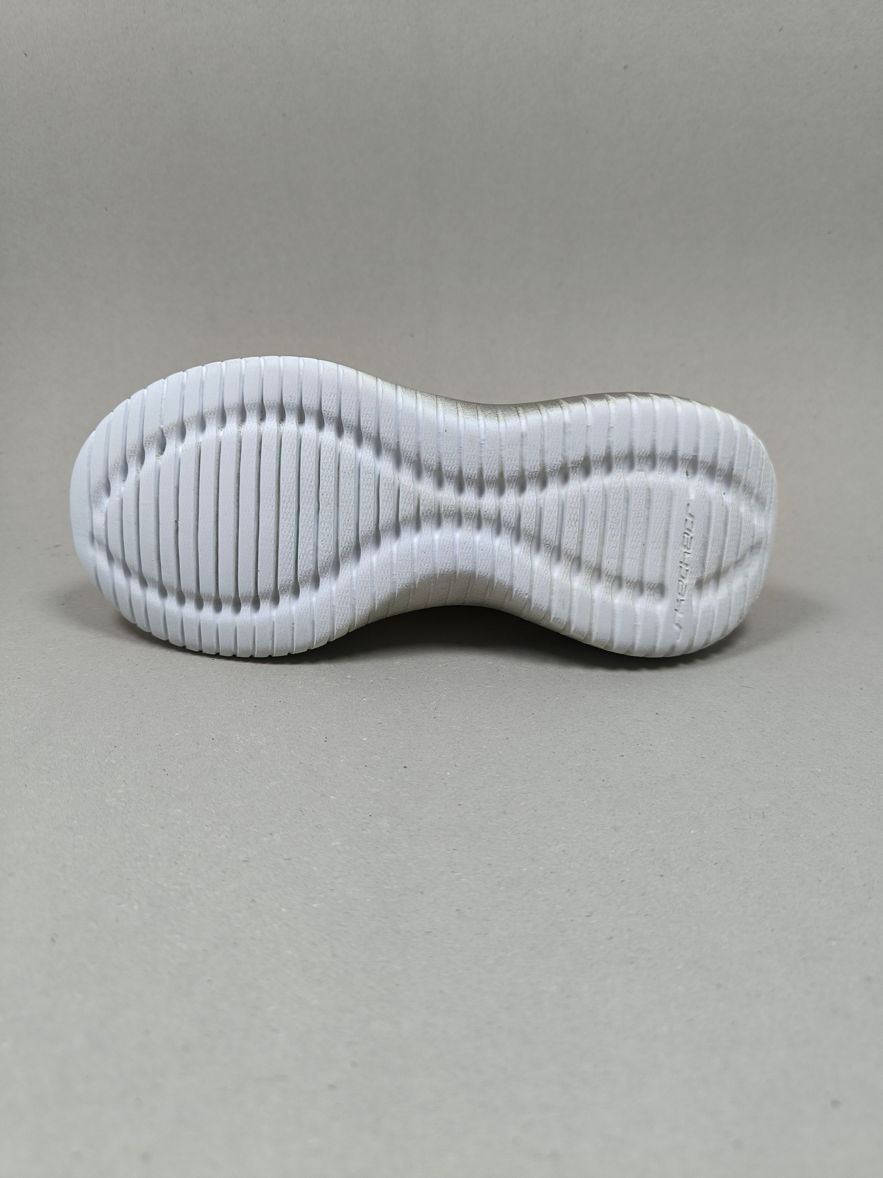 Skechers Ultra Flex . Size : EUR  28 | Premium