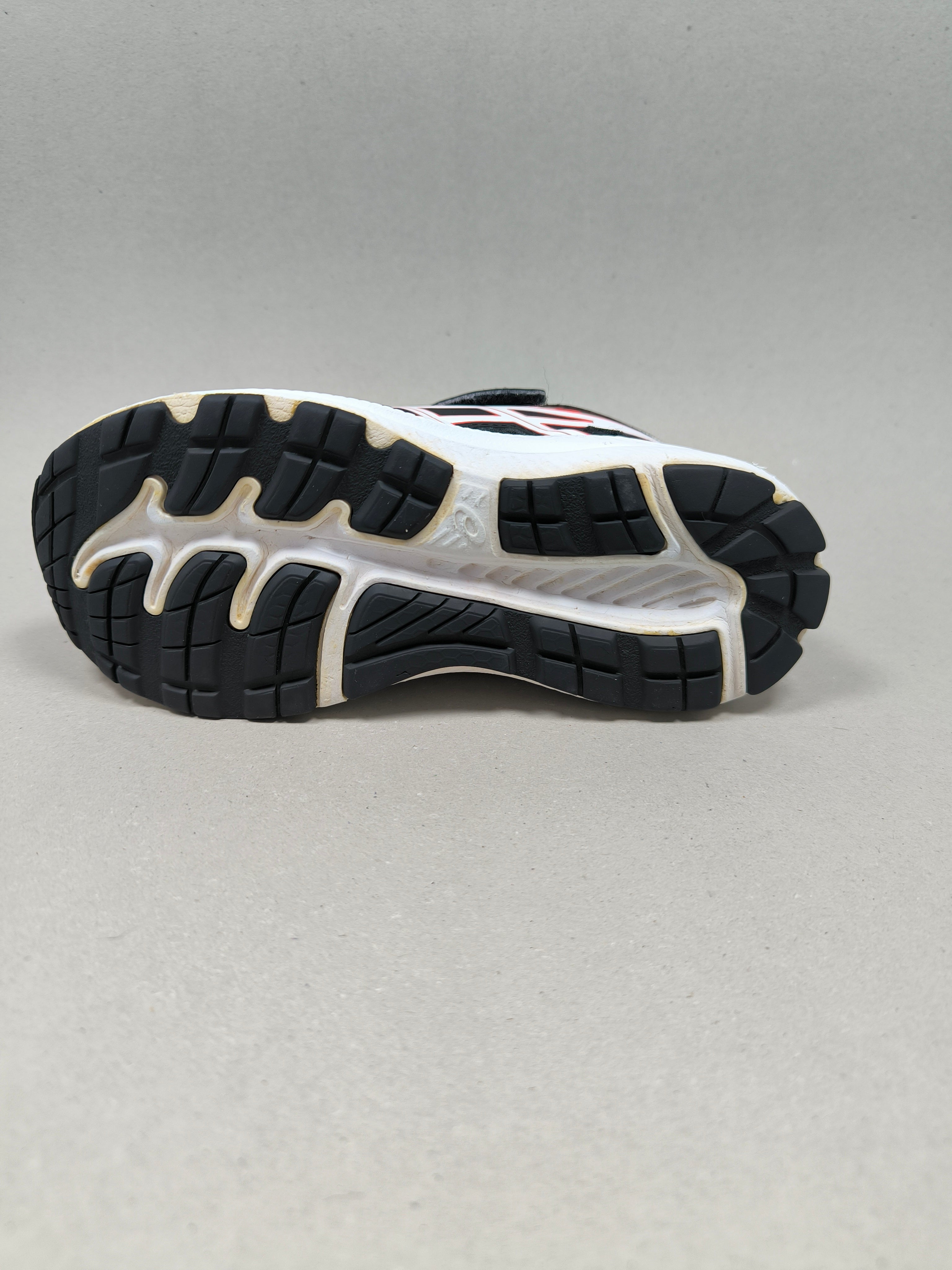 Asics Contend 7 . Size : EUR  28 | Excellent+