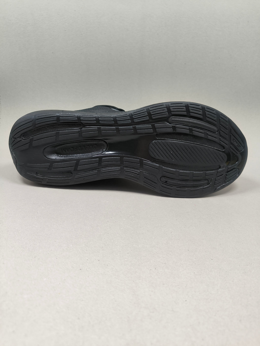 Adidas Run Falcon . Size : EUR  48 | Excellent+