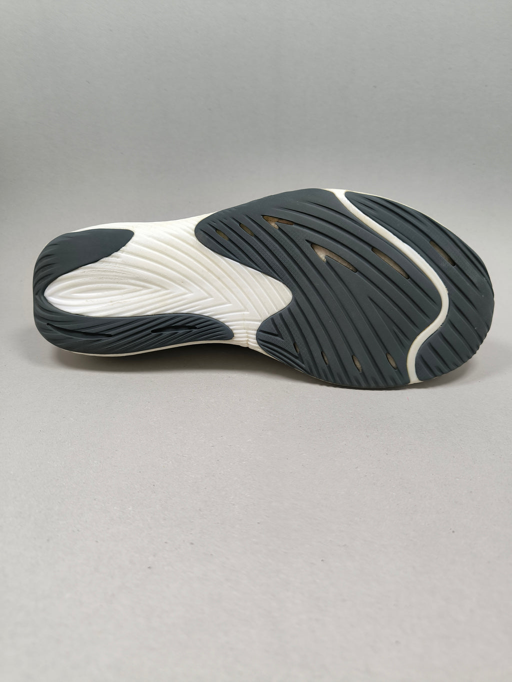 New Balance Fuel Cell . Size : EUR  42 | Excellent +