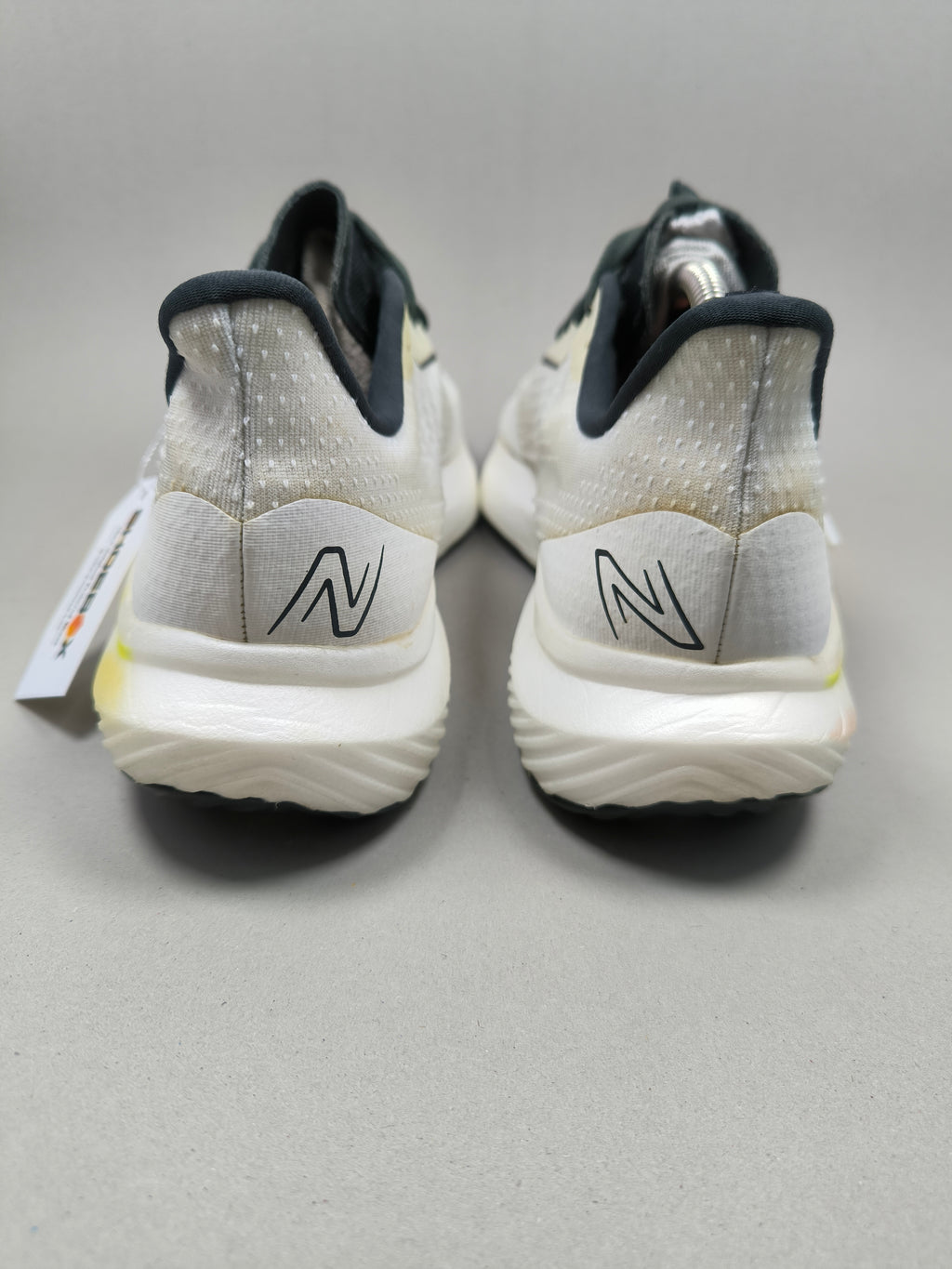 New Balance Fuel Cell . Size : EUR  42 | Excellent +