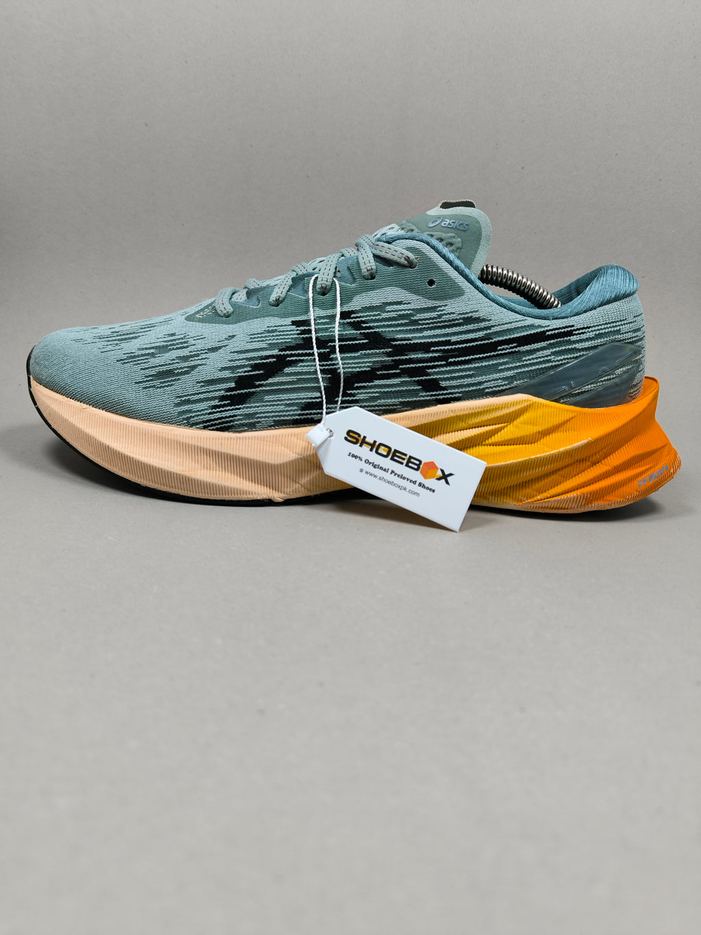 Asics Nova Blast 3 . Size : EUR  42 | Excellent+