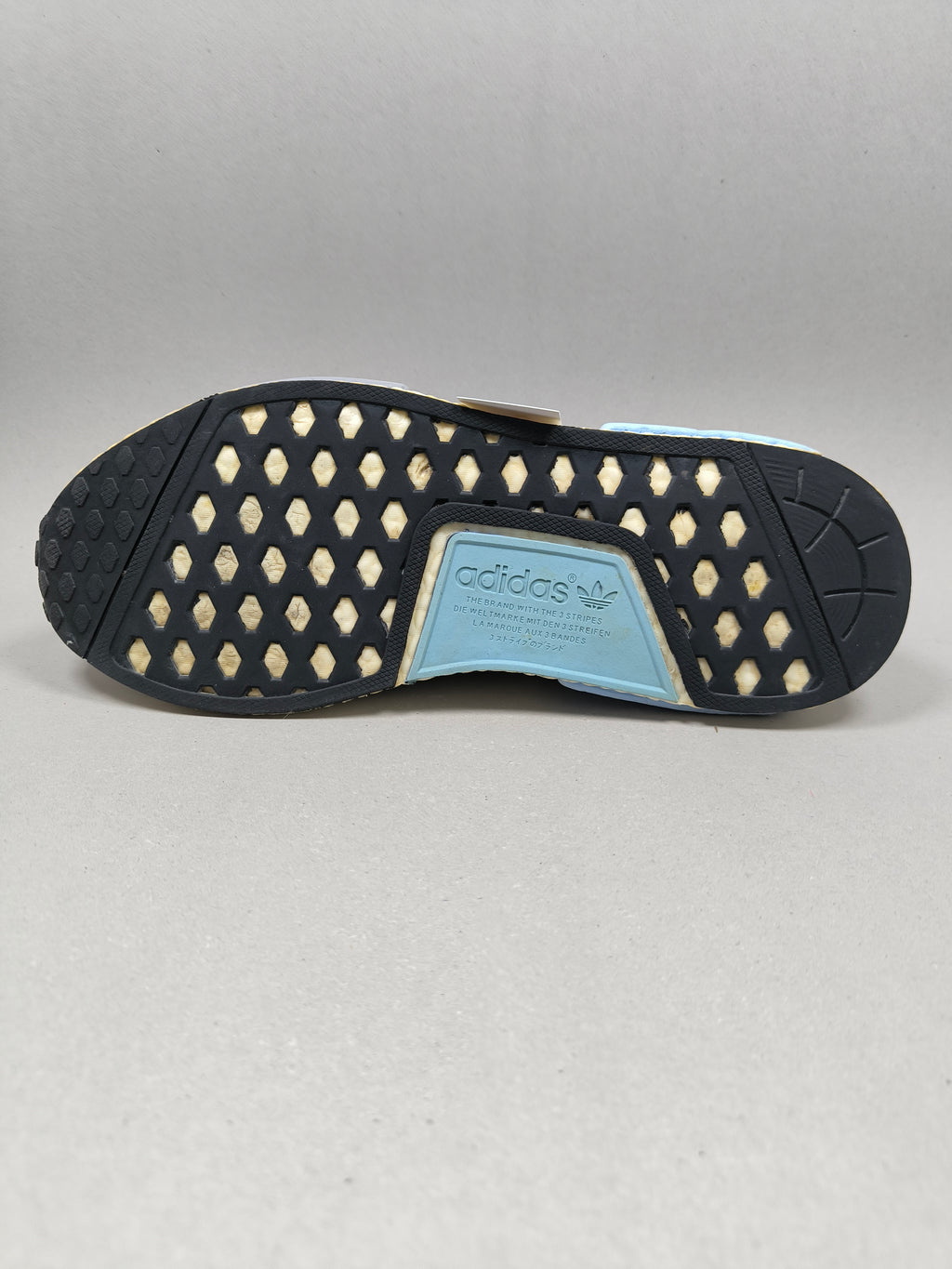 Adidas NMD R1 . Size  : EUR  42 | Excellent+