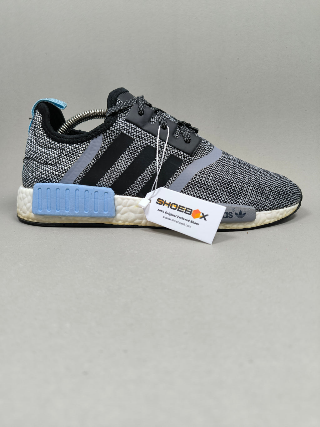 Adidas NMD R1 . Size  : EUR  42 | Excellent+