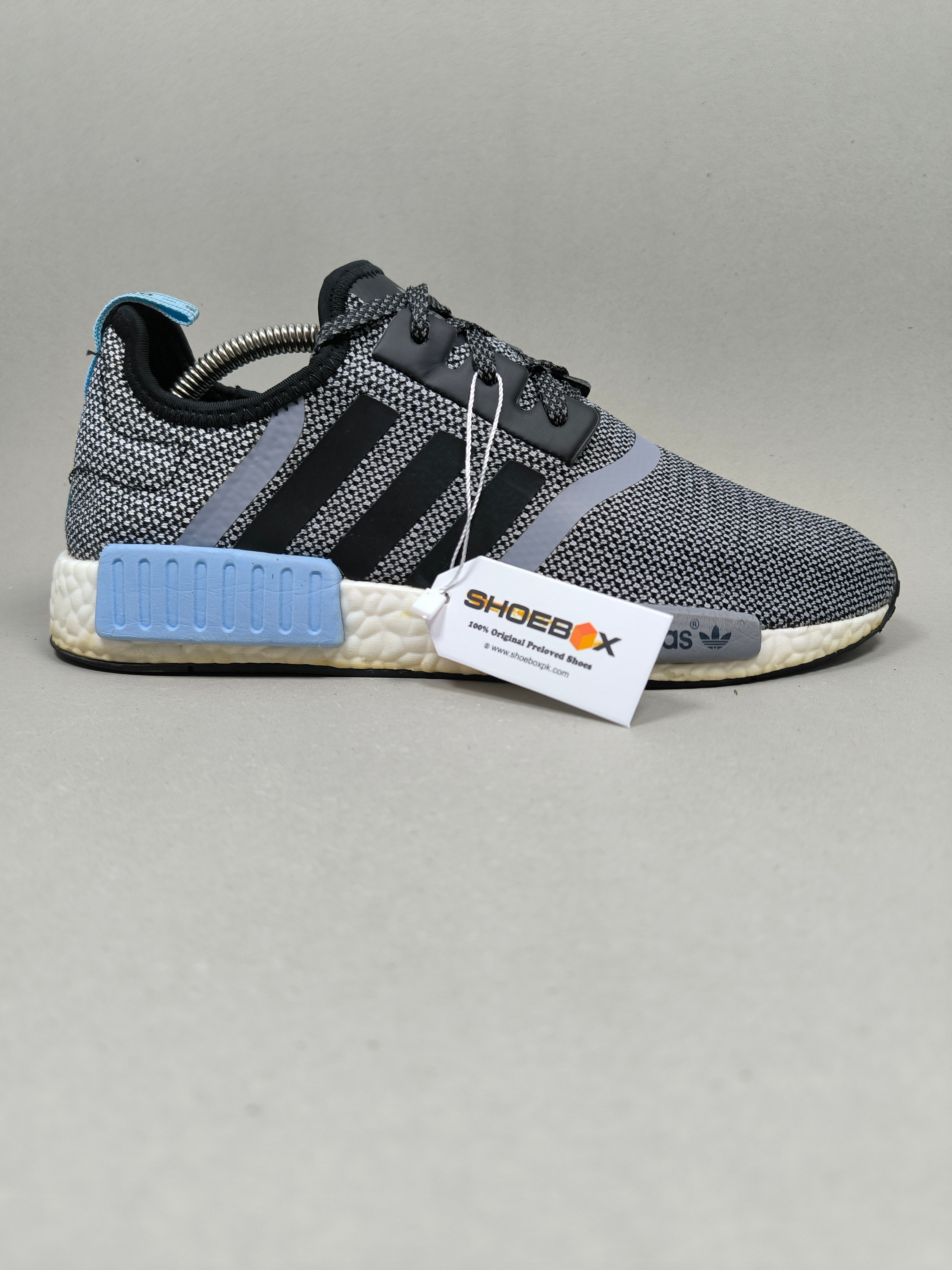 Adidas NMD R1 . Size  : EUR  42 | Excellent+