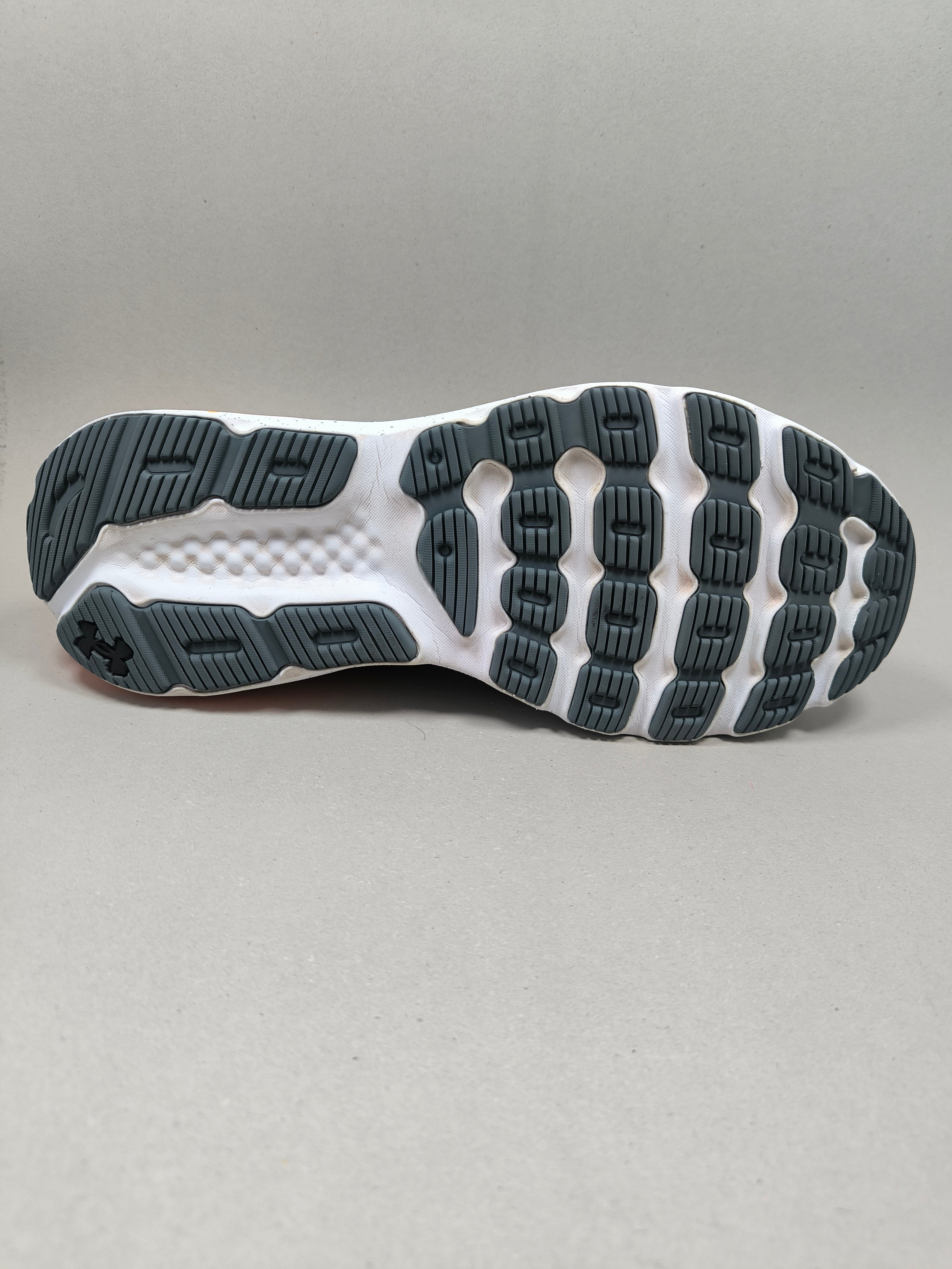 Under Armour Charged Escape 4 . Size : EUR  47 | Premium