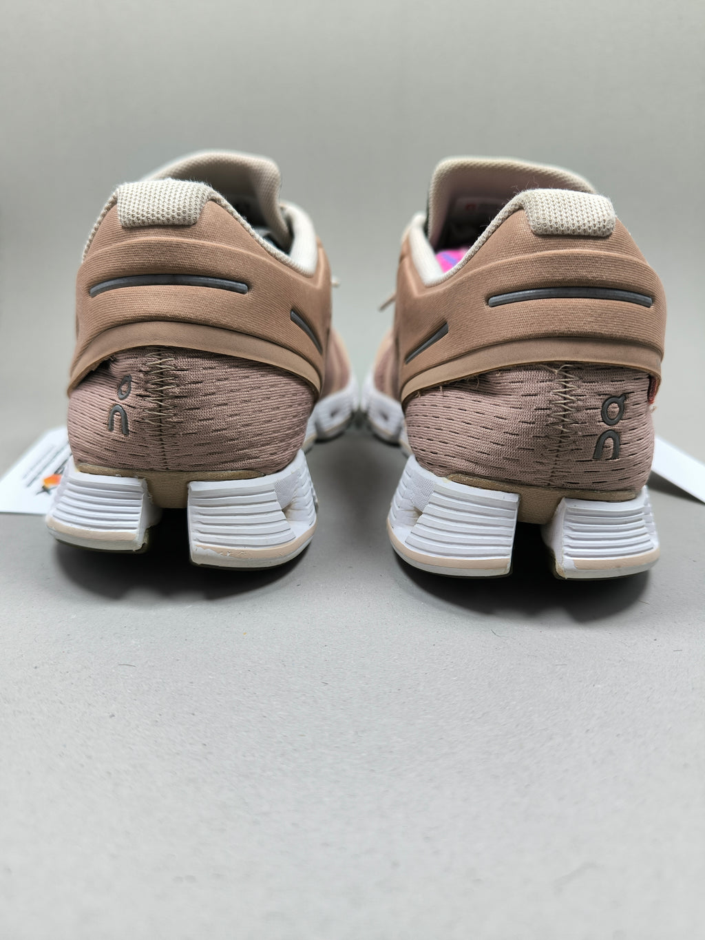 On cloud 5 . Size : EUR  40 | Excellent+