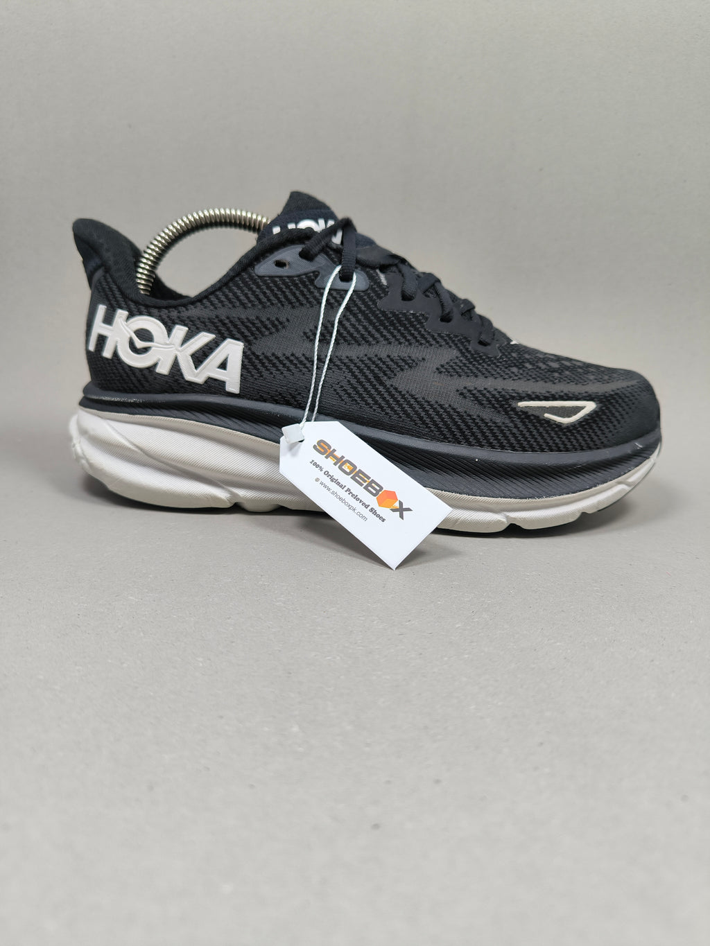 Hoka Clifton 9 . Size : EUR  38 | Premium