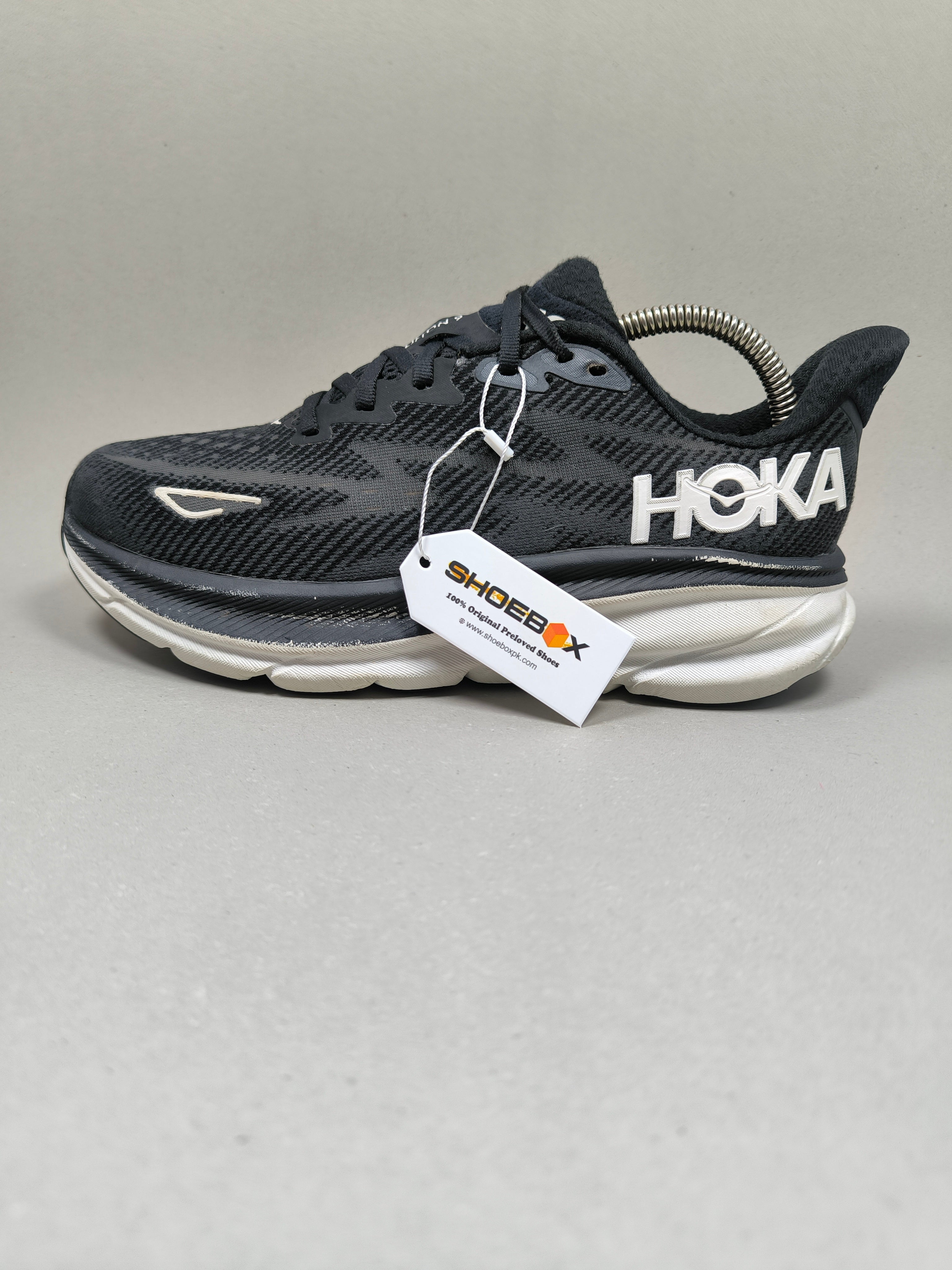 Hoka Clifton 9 . Size : EUR  38 | Premium