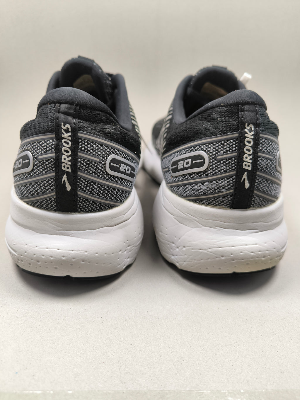 Brooks Glycerin 20 . Size : EUR  45 | Premium