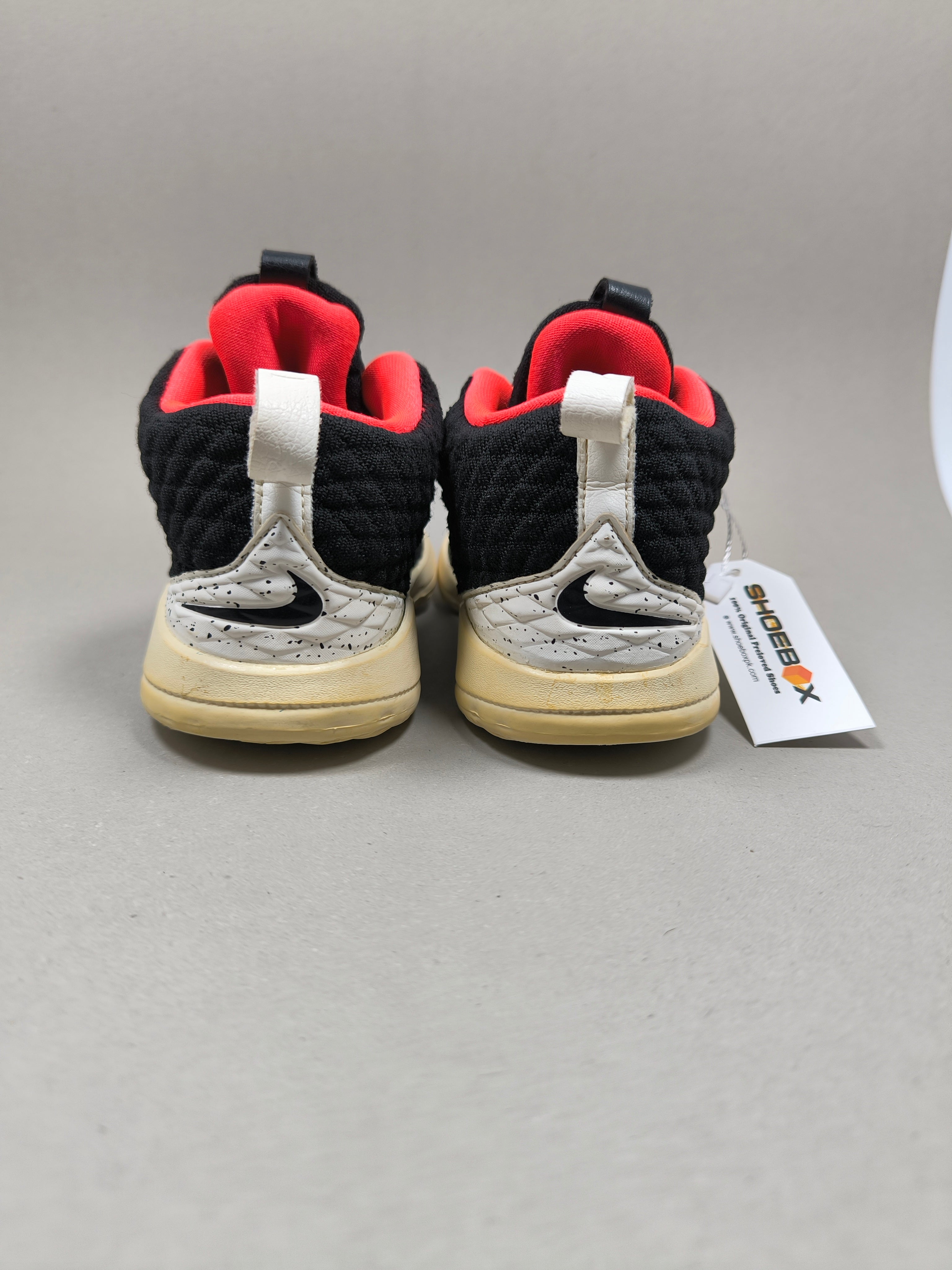 Nike Lebron 15 . Size : EUR  27 | Excellent