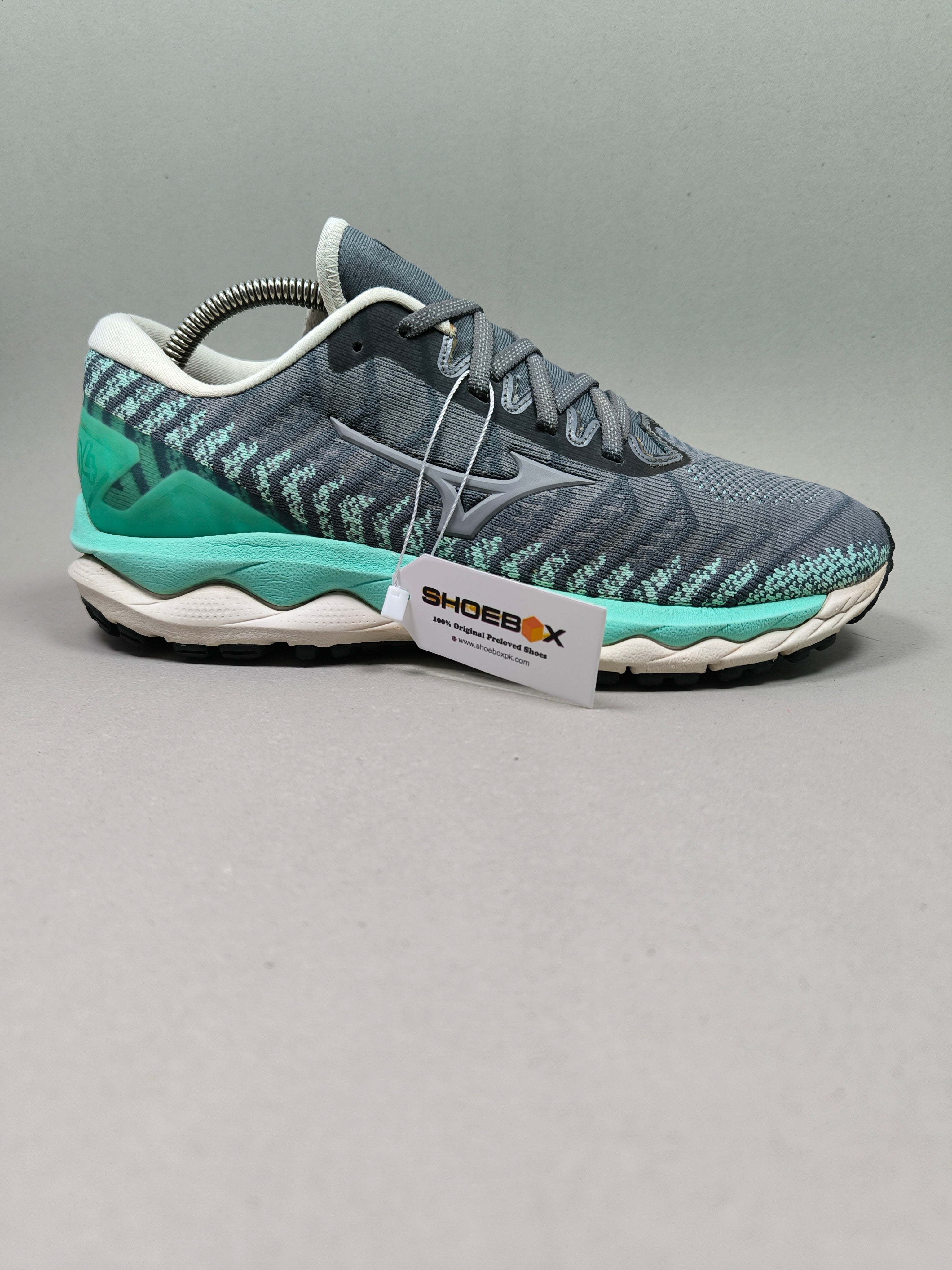 Mizuno Wave Sky 4 . Size : EUR  41 | Excellent+