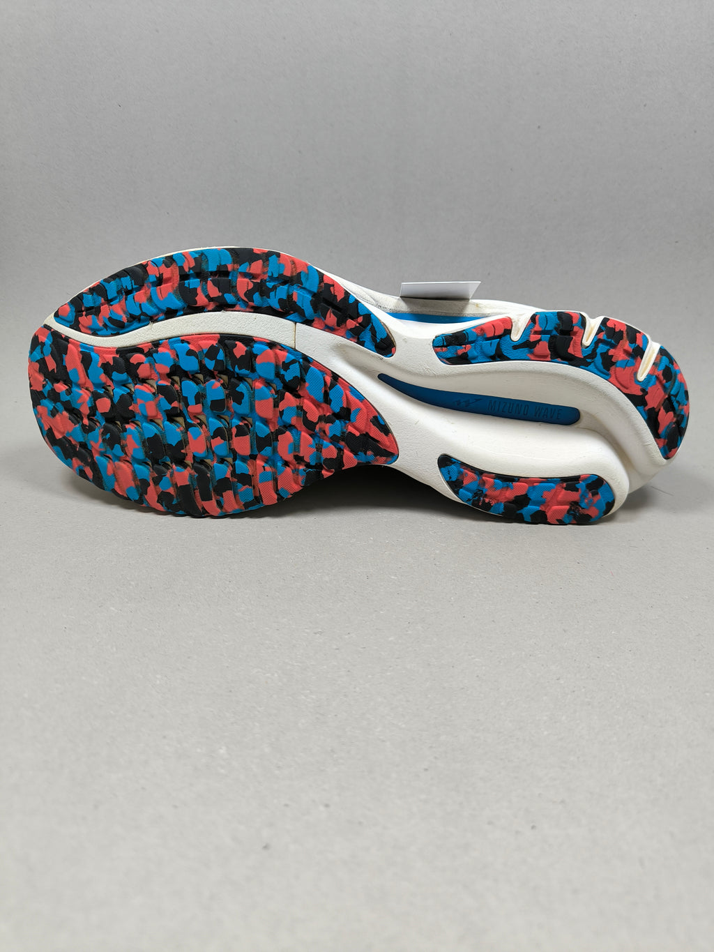 Mizuno Wave Rider 26 . Size : EUR  42 | Premium