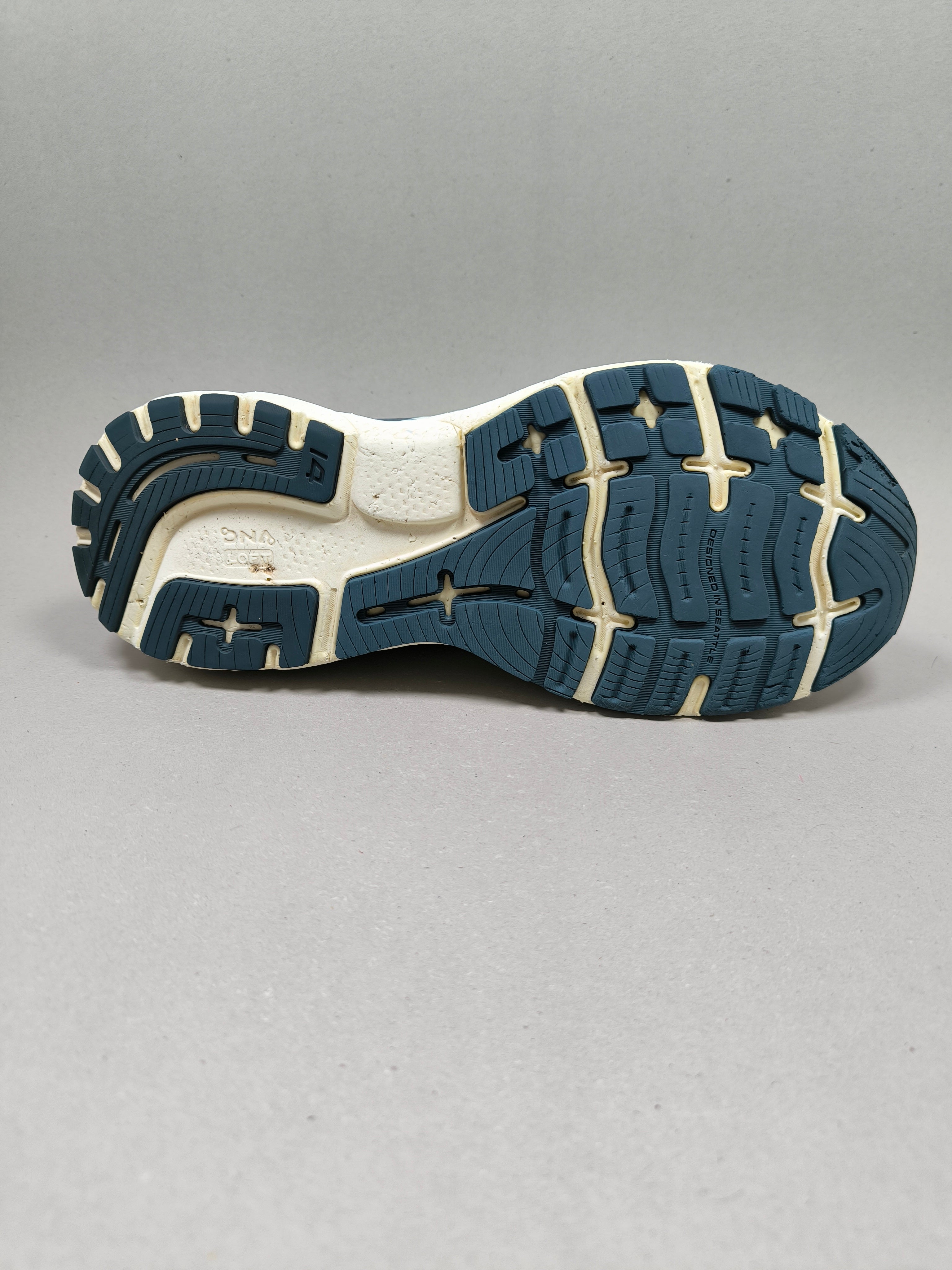 Brooks Ghost 14 . Size : EUR  41 | Excellent+