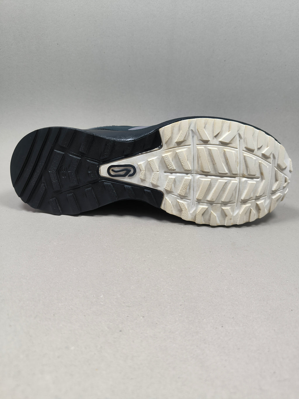 Kalenji Run Active Grip . Size : EUR  42 | Premium