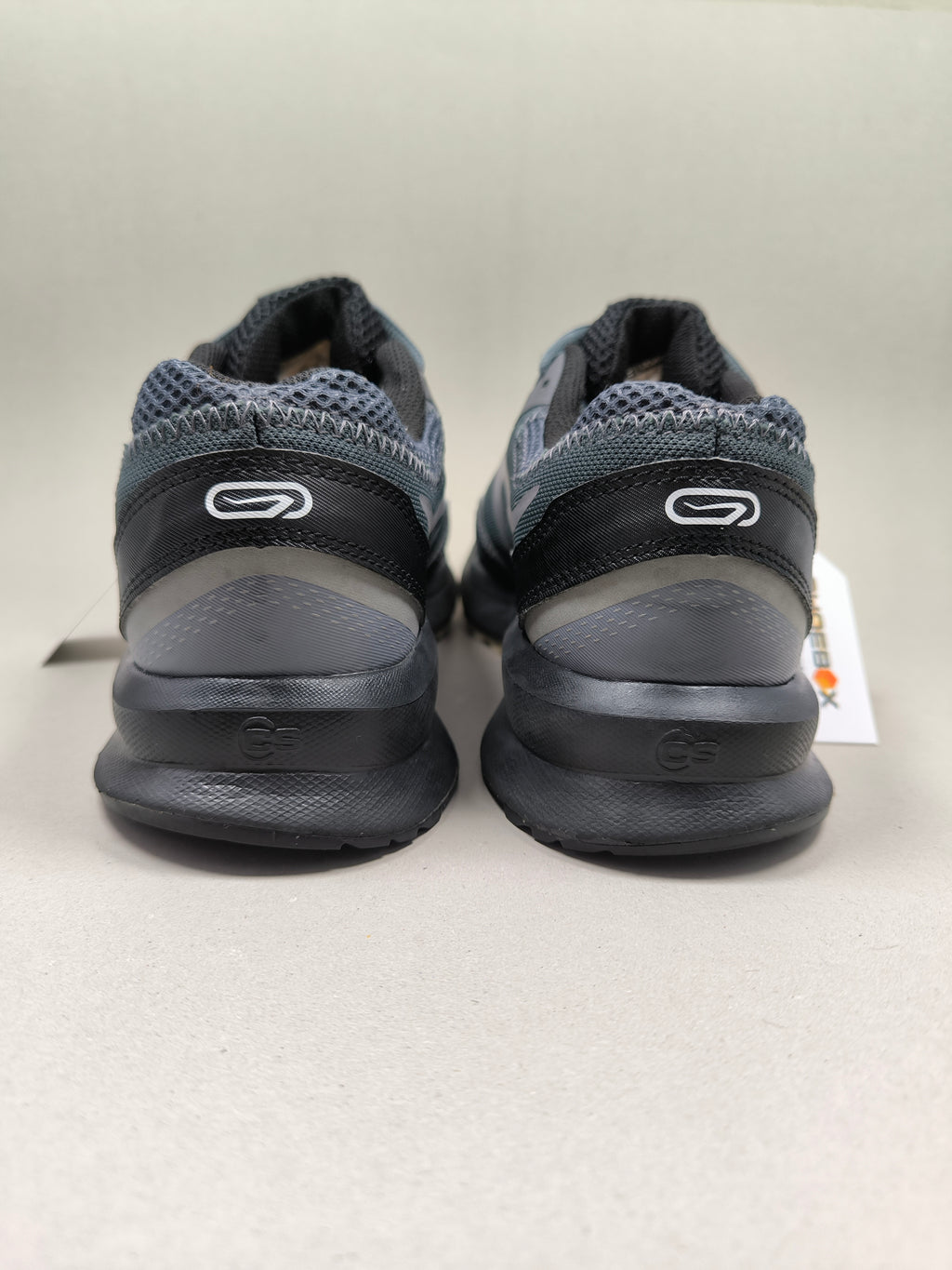 Kalenji Run Active Grip . Size : EUR  42 | Premium