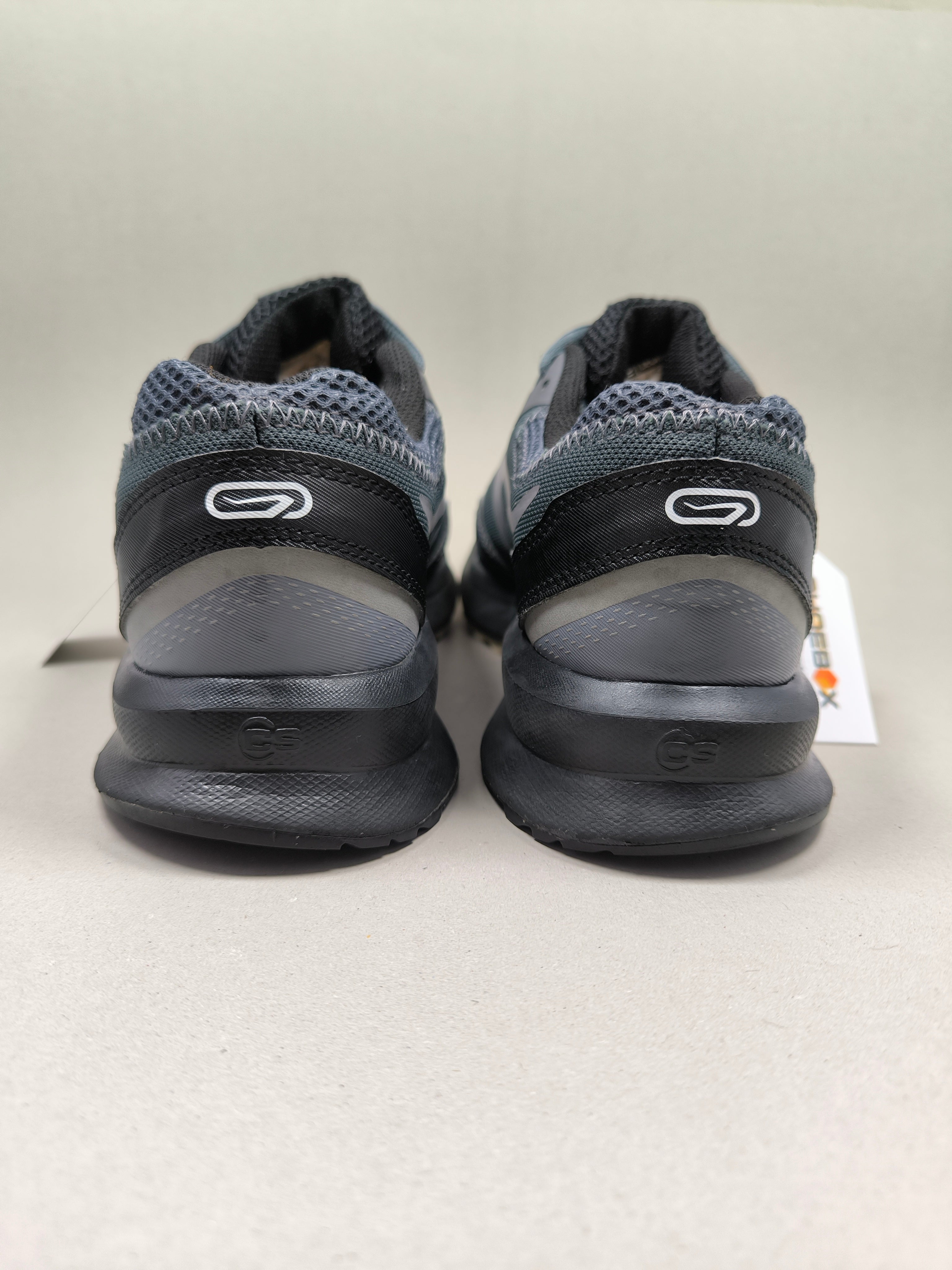 Kalenji Run Active Grip . Size : EUR  42 | Premium