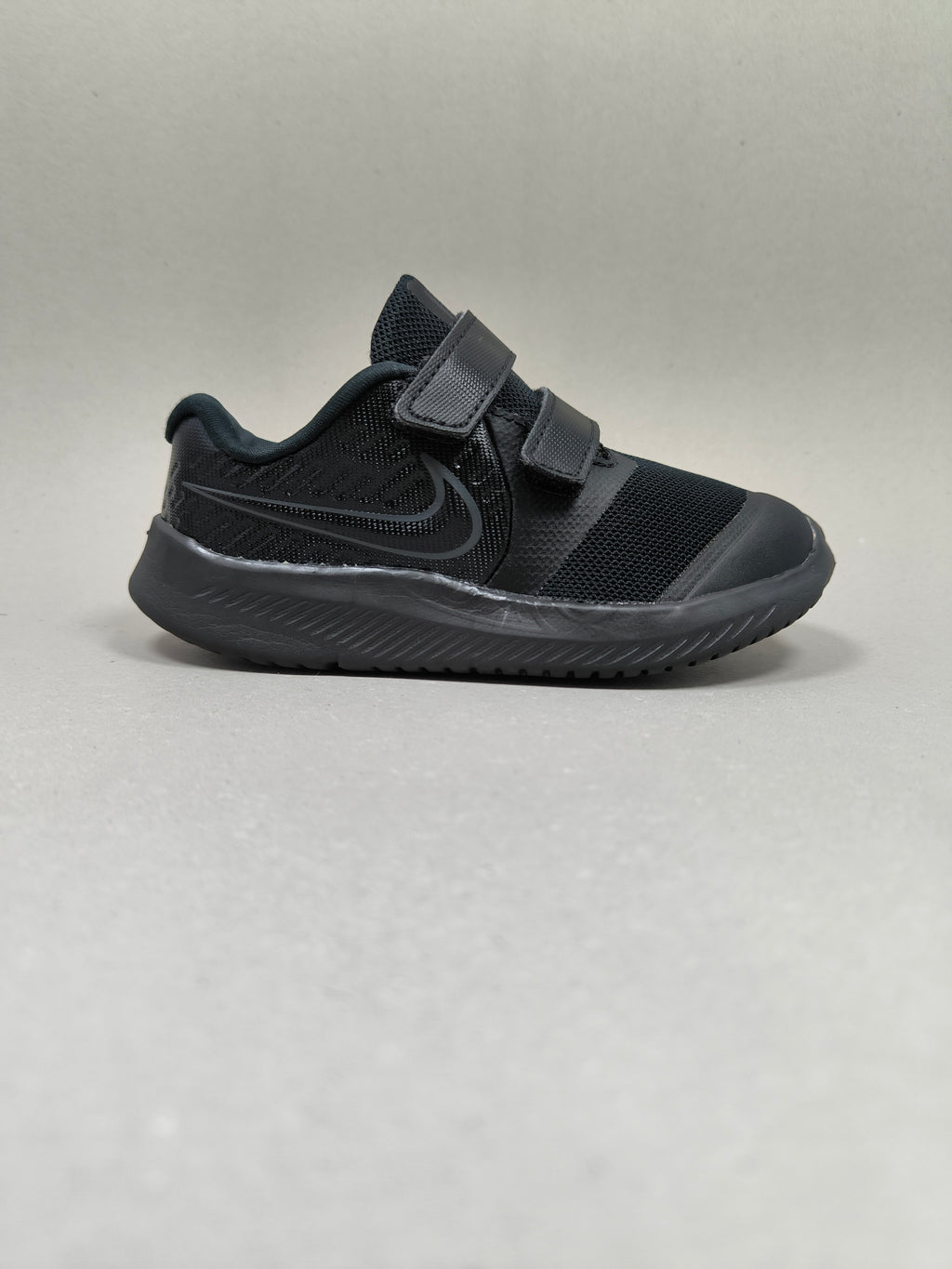 Nike Star Runner 2 . Size : EUR  27 | Excellent+
