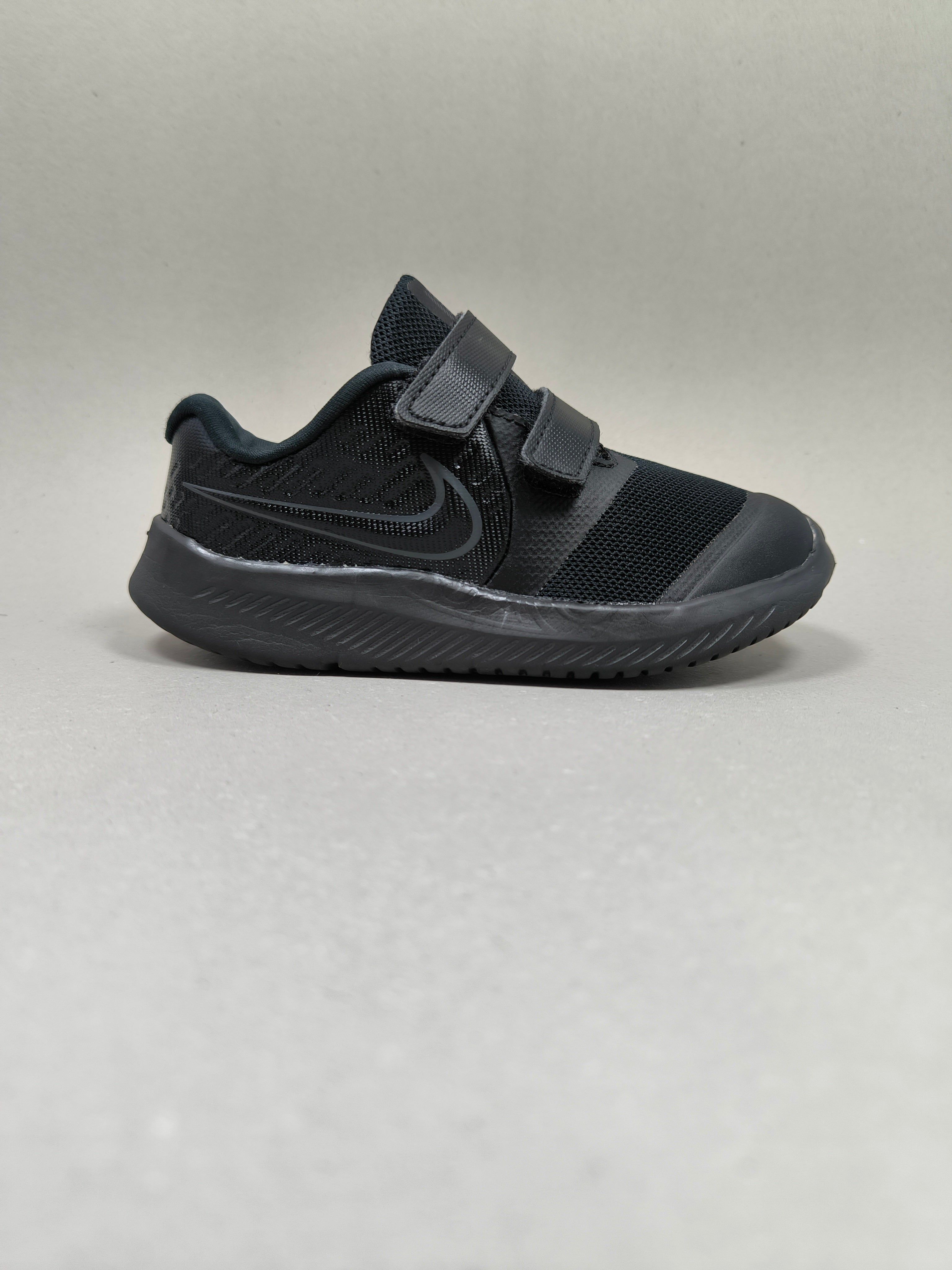 Nike Star Runner 2 . Size : EUR  27 | Excellent+