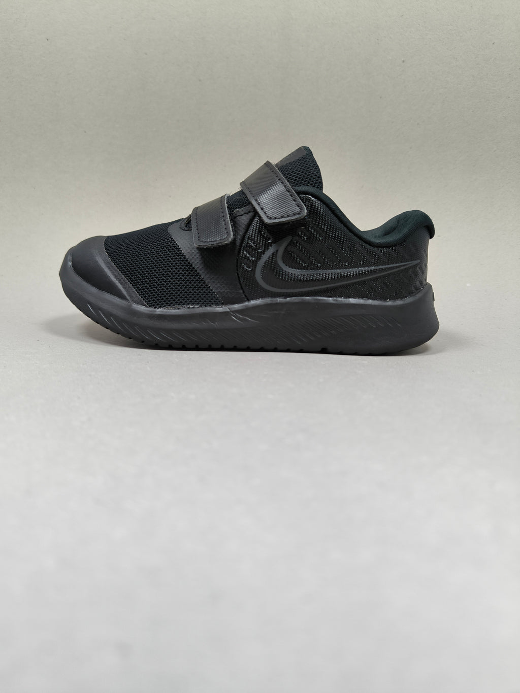 Nike Star Runner 2 . Size : EUR  27 | Excellent+