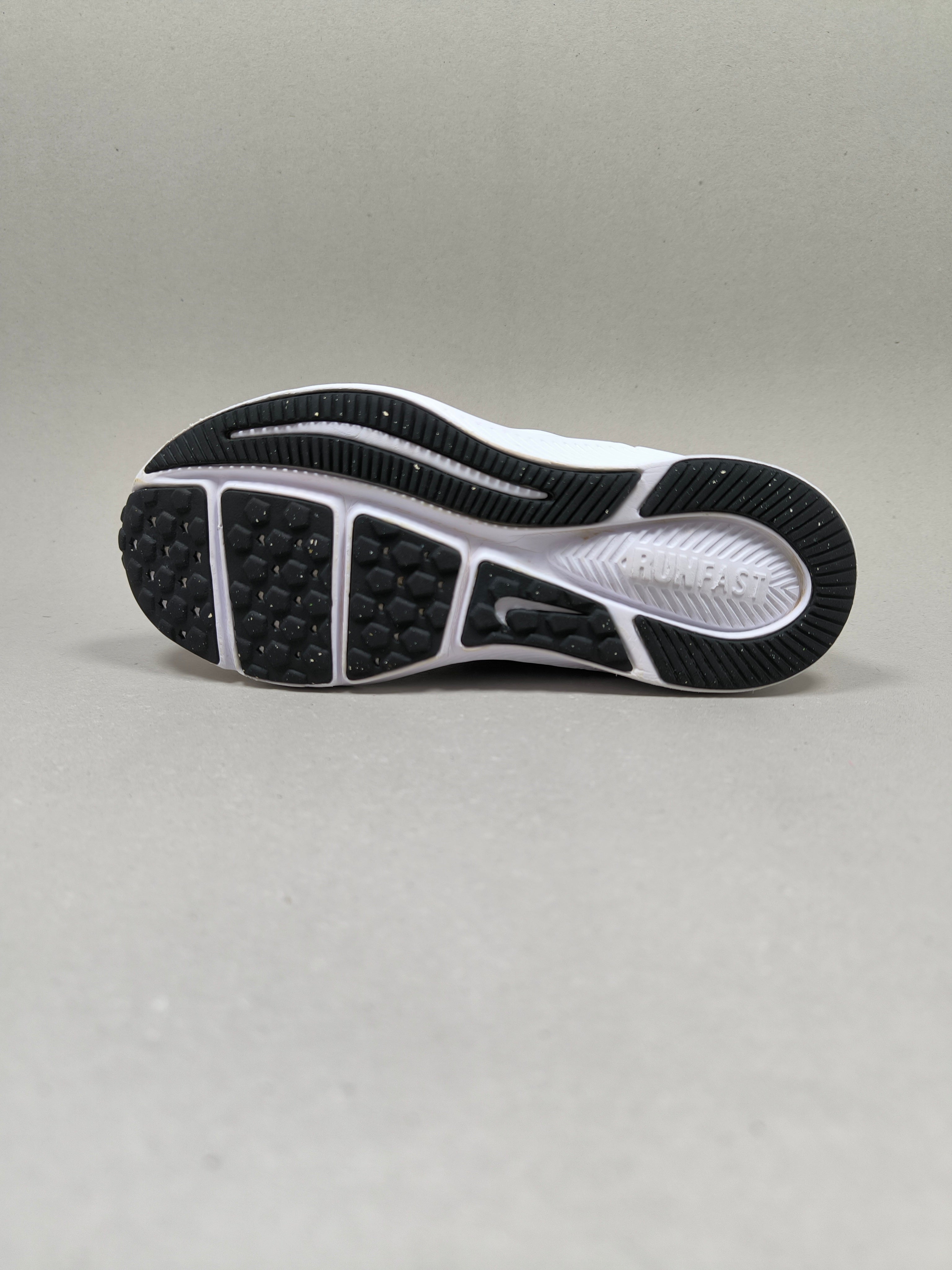 Nike Star Runner 2 . Size : EUR  30 | Premium