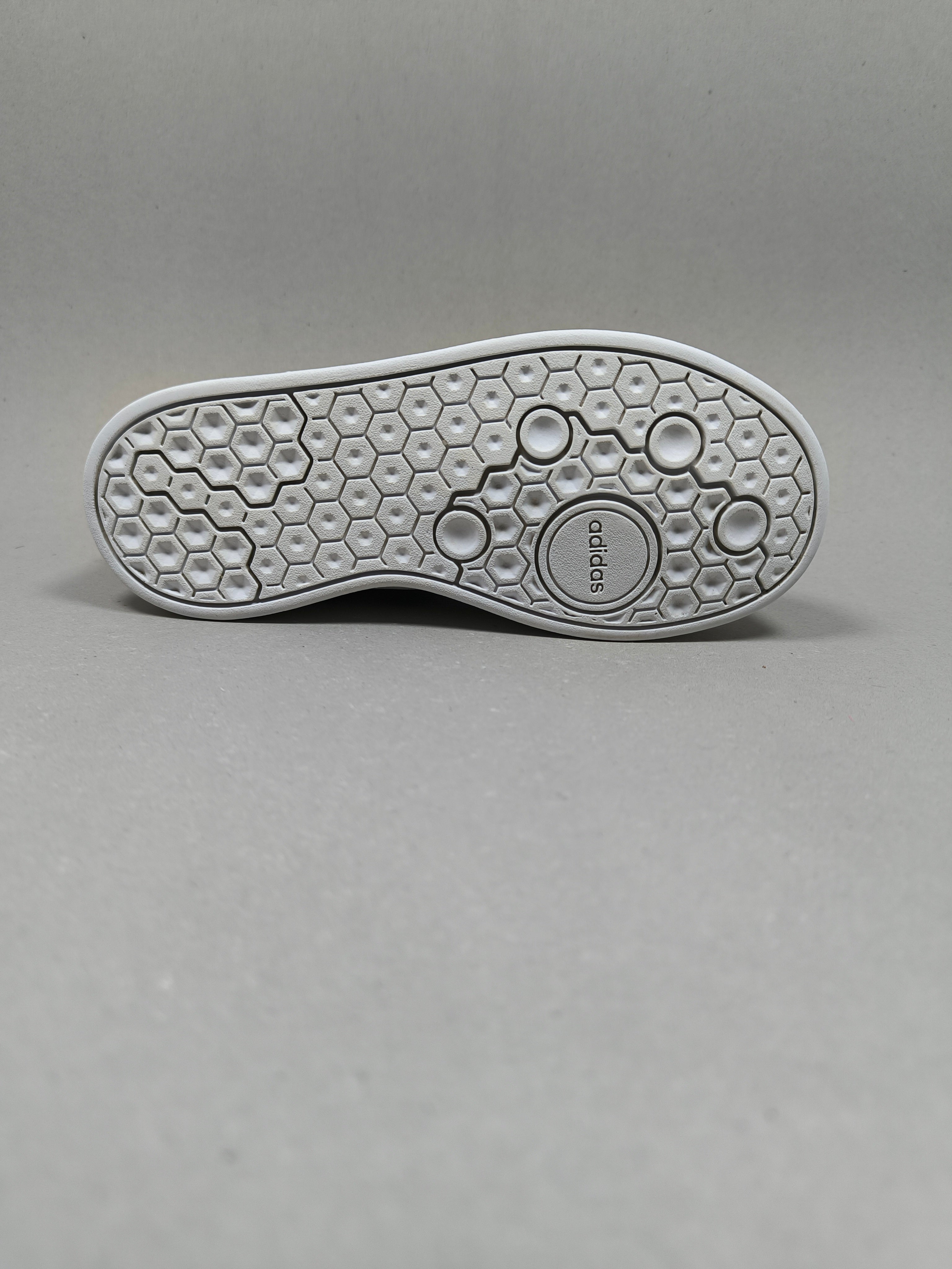 Adidas Breaknet . Size : EUR  29 | Premium