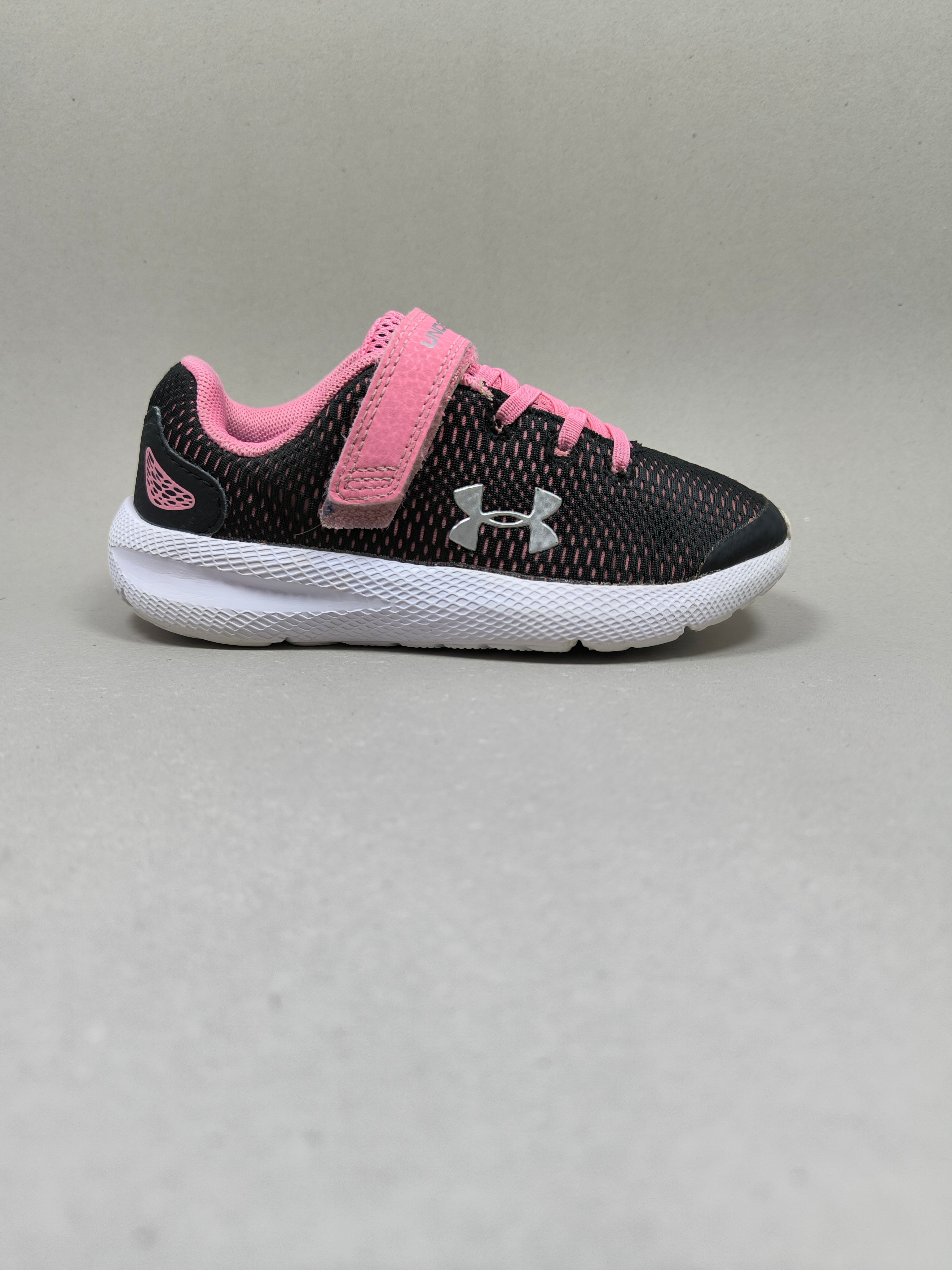 Under Armour Pursuit . Size : EUR  29 | Excellent+