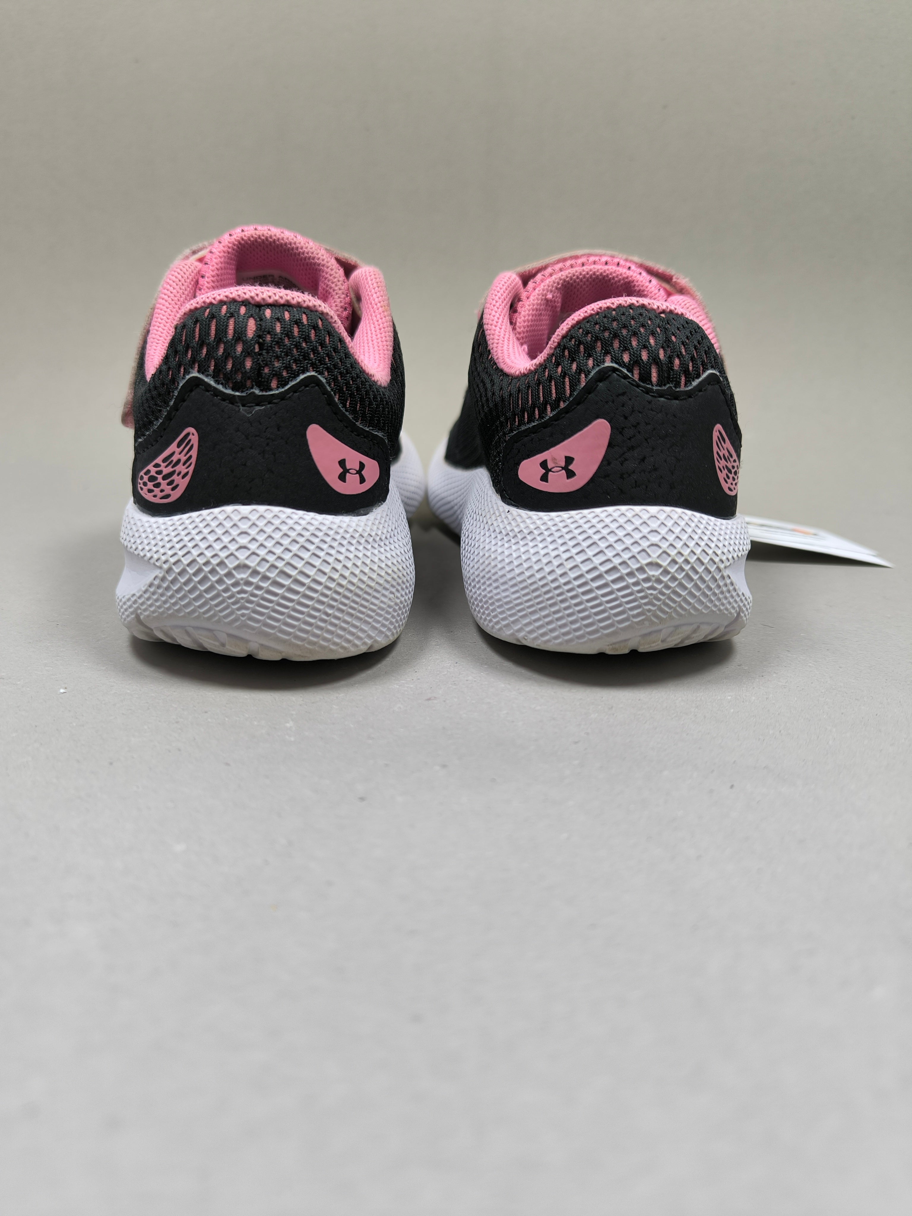 Under Armour Pursuit . Size : EUR  29 | Excellent+