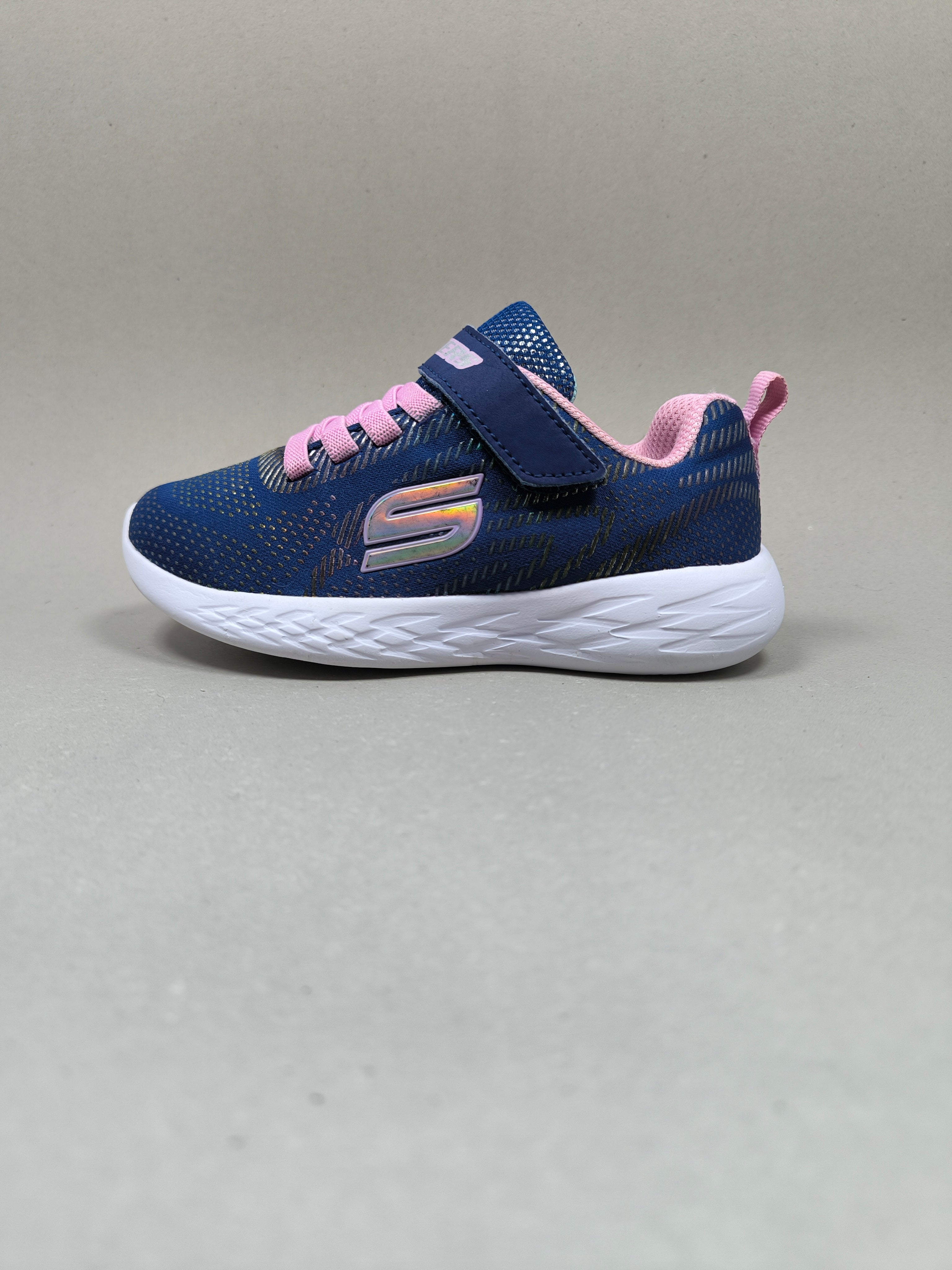 Skechers Go Run 600 . Size : EUR  27 | Excellent+